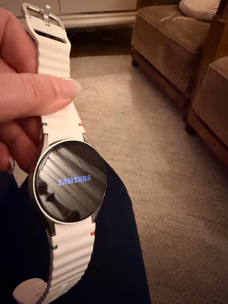 Smartwatch met ECG en bloeddrukmeting - Zo goed als nieuw, Wit, Ophalen of Verzenden, Zo goed als nieuw, Waterdicht
