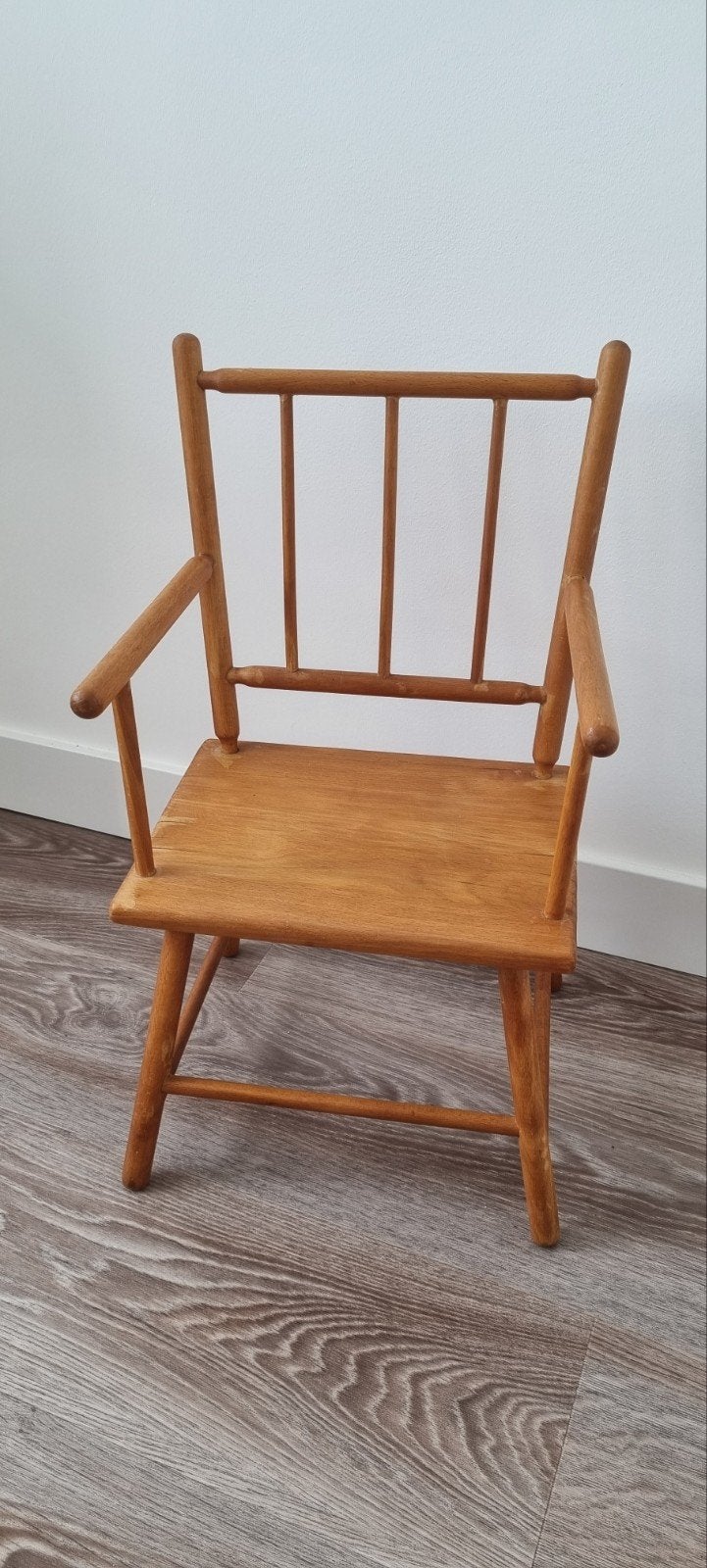 Vintage houten poppenstoeltje, Ophalen, Bruin, Vintage, Zo goed als nieuw