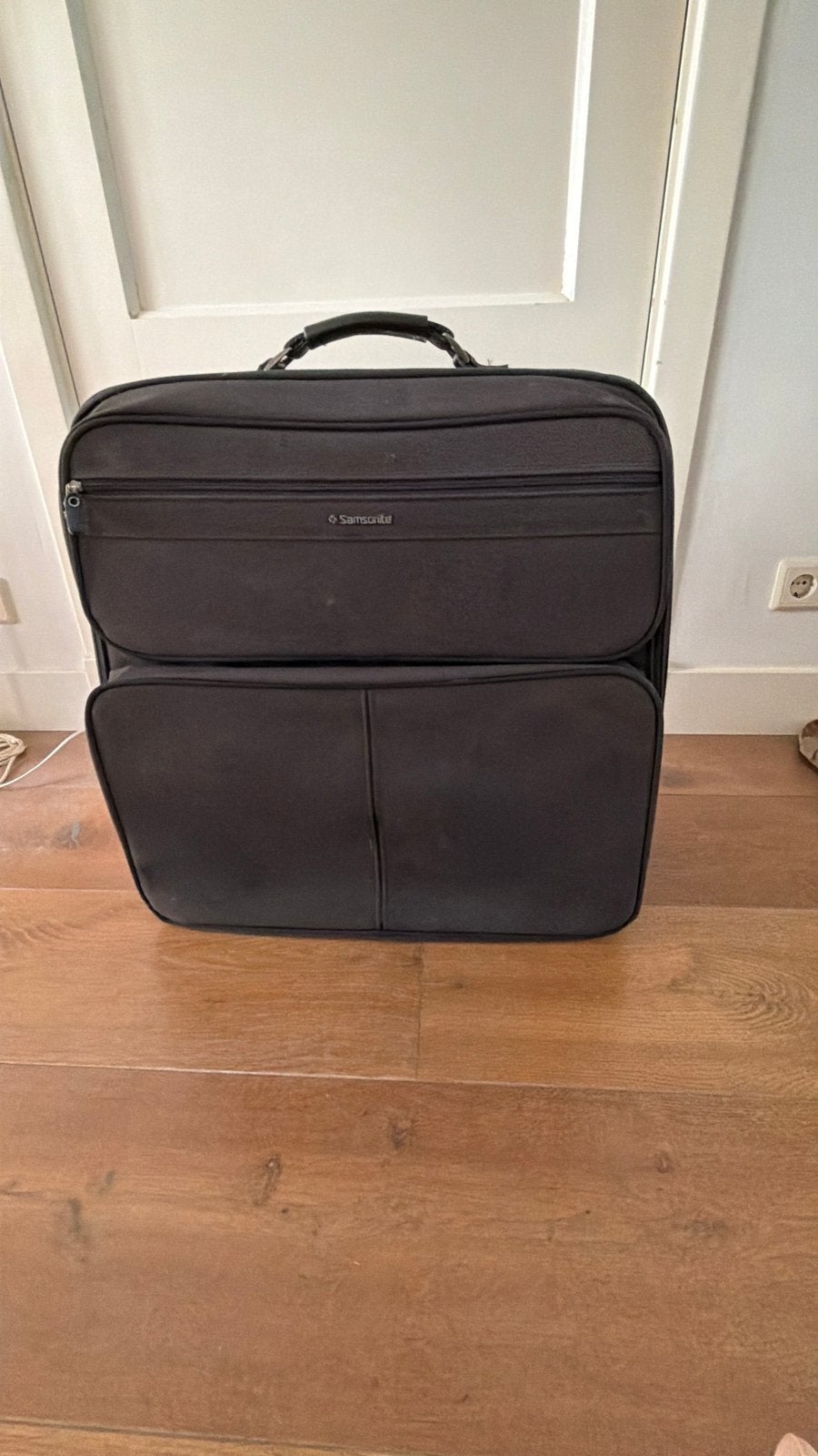 Te koop zwarte Samsonite reiskoffer, Wieltjes, 50 tot 60 cm, Ophalen of Verzenden, Zo goed als nieuw