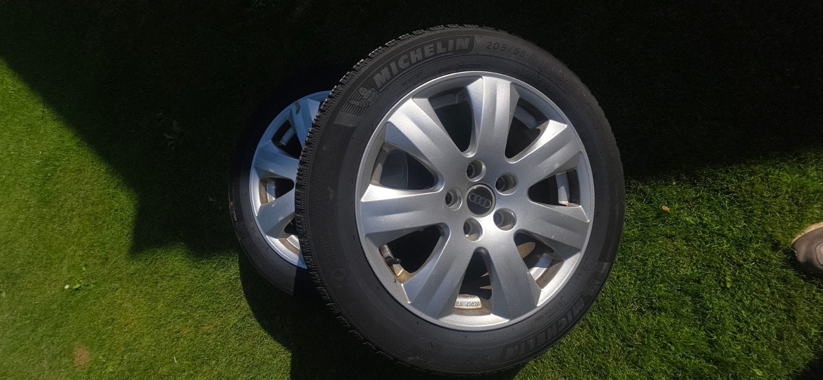 Originele Audi velgen R16 met Michelin Alpin 6 winterband, Ophalen, Gebruikt, 16 inch, Banden en Velgen