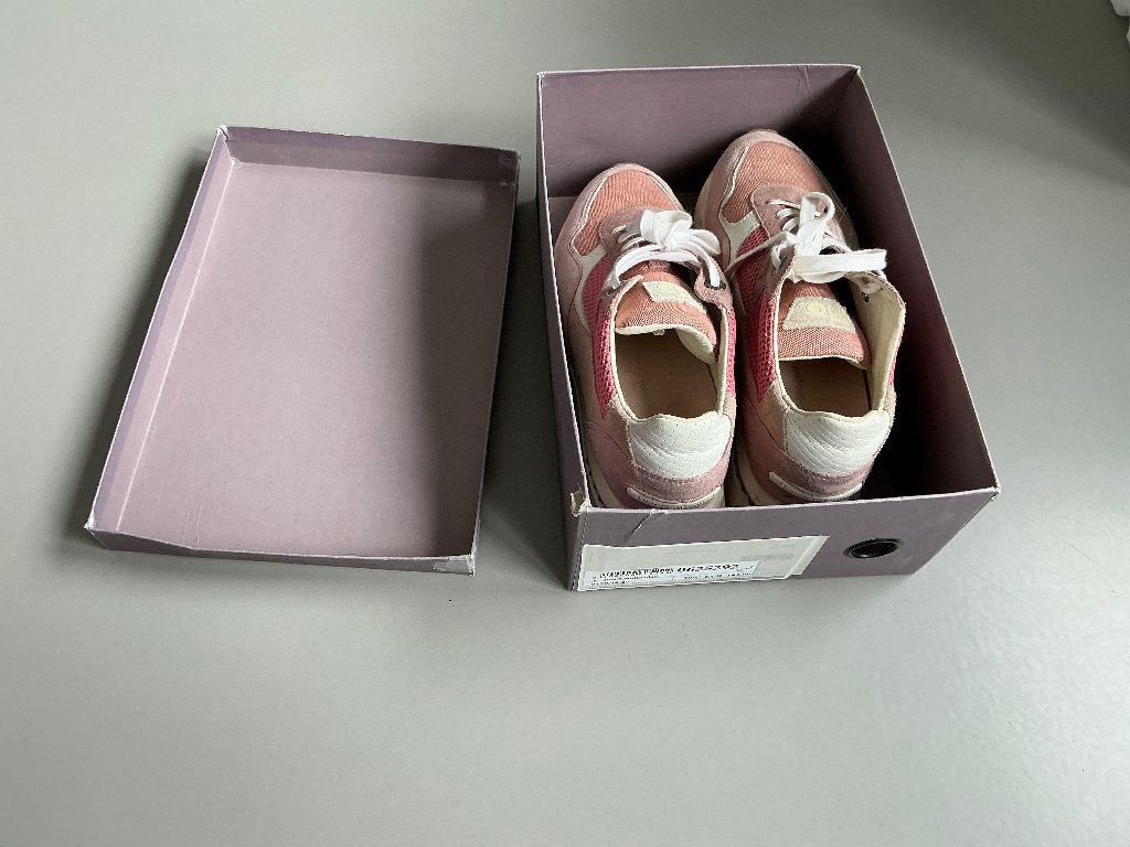 Floris van Bommel sneaker 39 1/2 voor €50, Floris van Bommel, Ophalen of Verzenden, Roze, Sneakers of Gympen