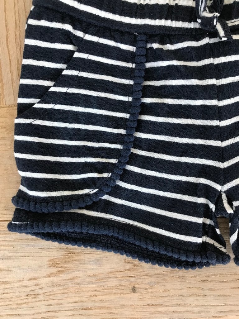 NIEUWE korte broek maat 104, Kinderen en Baby's, Broek, Palomino, Meisje, Nieuw