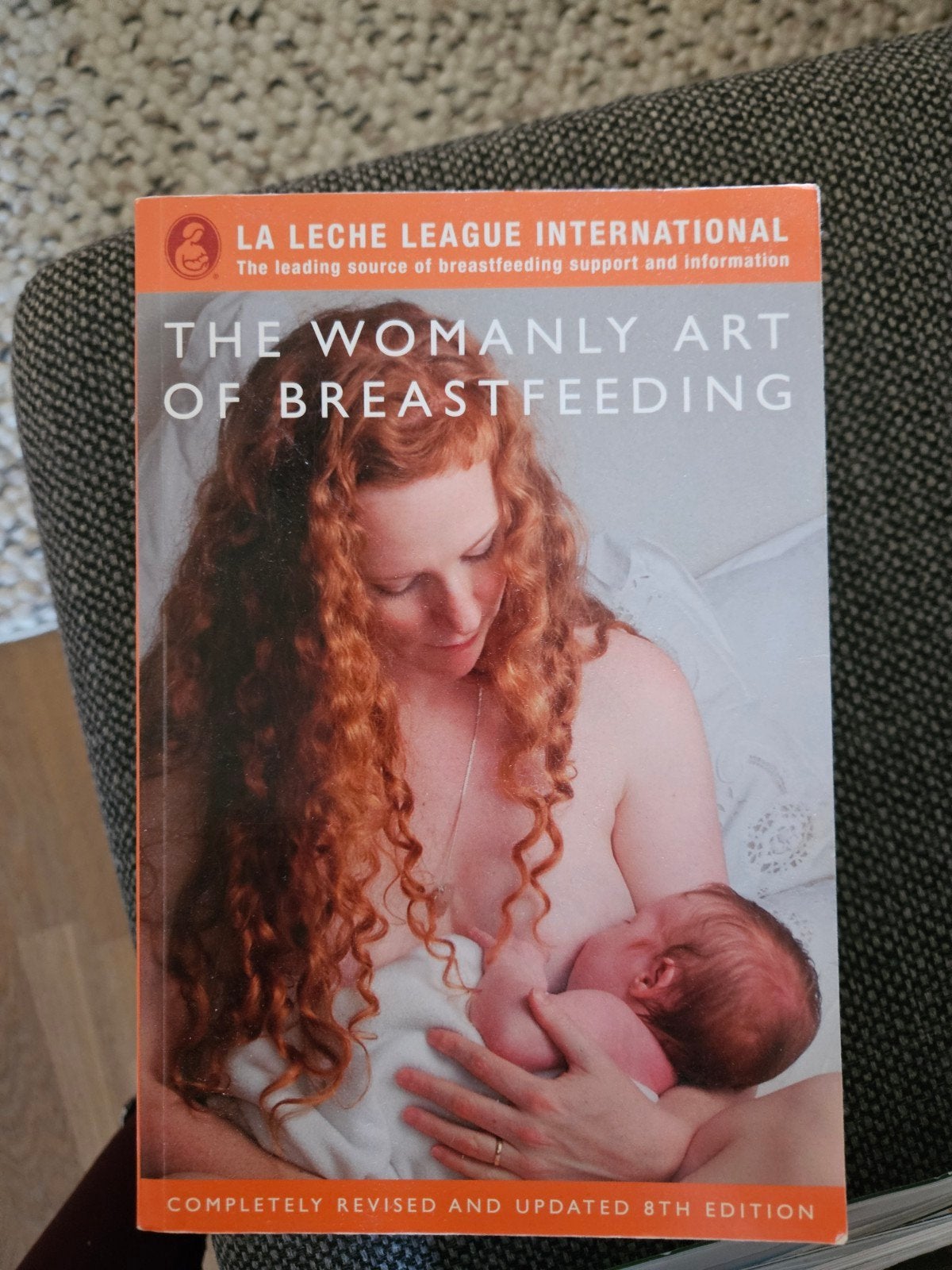 The Womanly Art of Breastfeeding - La Leche League, Boeken, Zwangerschap en Opvoeding, Ophalen of Verzenden, Gelezen, Zwangerschap en Bevalling
