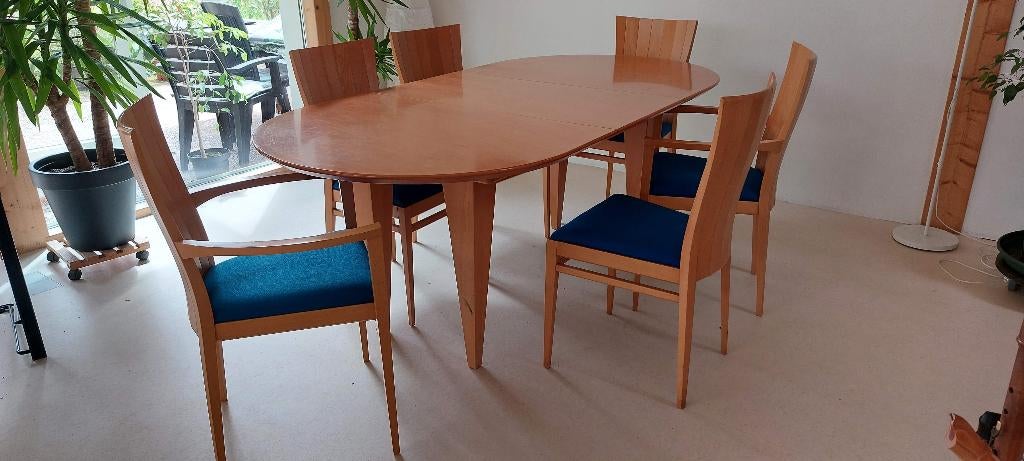 Vintage ItaIiaans design eettafel en zes eetkamerstoelen, Huis en Inrichting, Tafels | Eettafels, Gebruikt, 50 tot 100 cm, 150 tot 200 cm