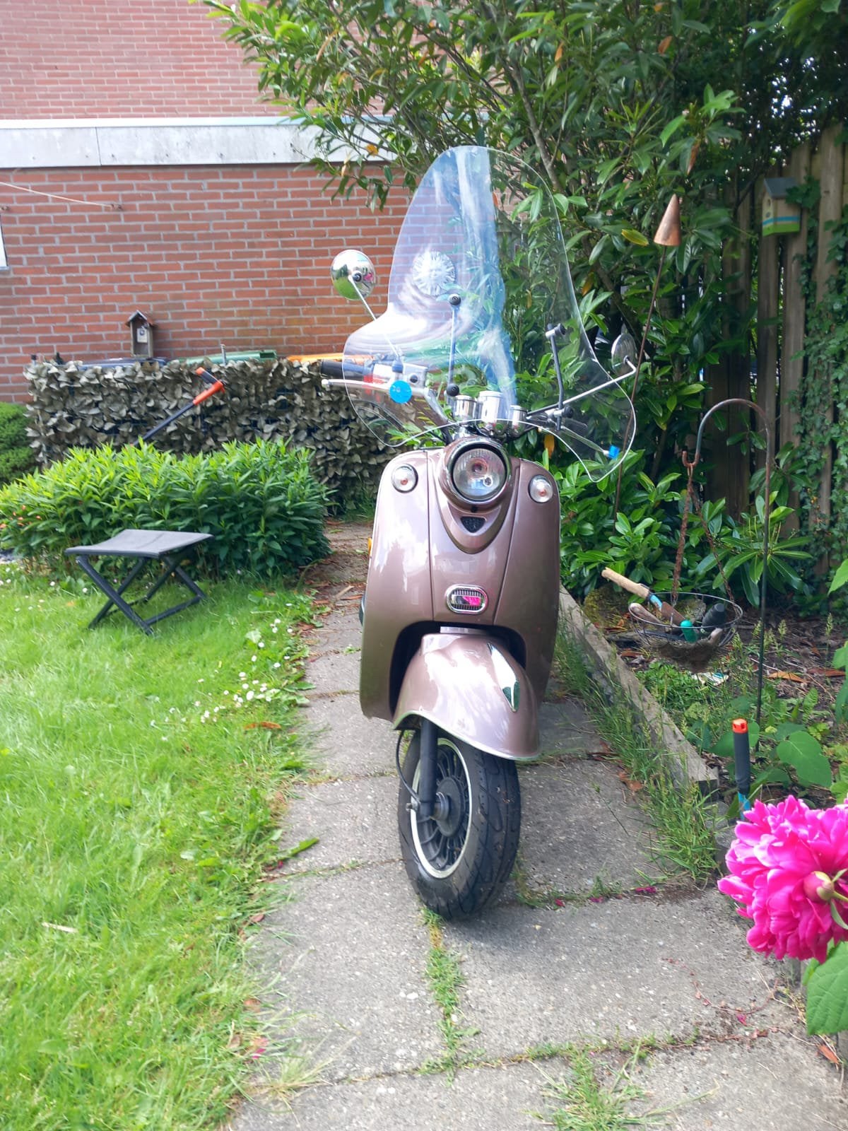 Scooter, LA souris trendy retro scooter, Ophalen, Maximaal 45 km/u, Zo goed als nieuw, Benzine
