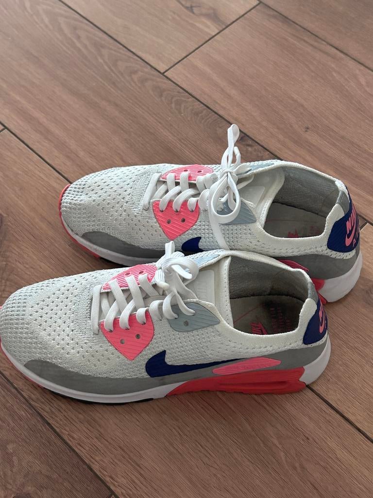 Dames nike sneakers schoenen gympen air max pink maat 38, Ophalen of Verzenden, Zo goed als nieuw, Roze, Sneakers of Gympen
