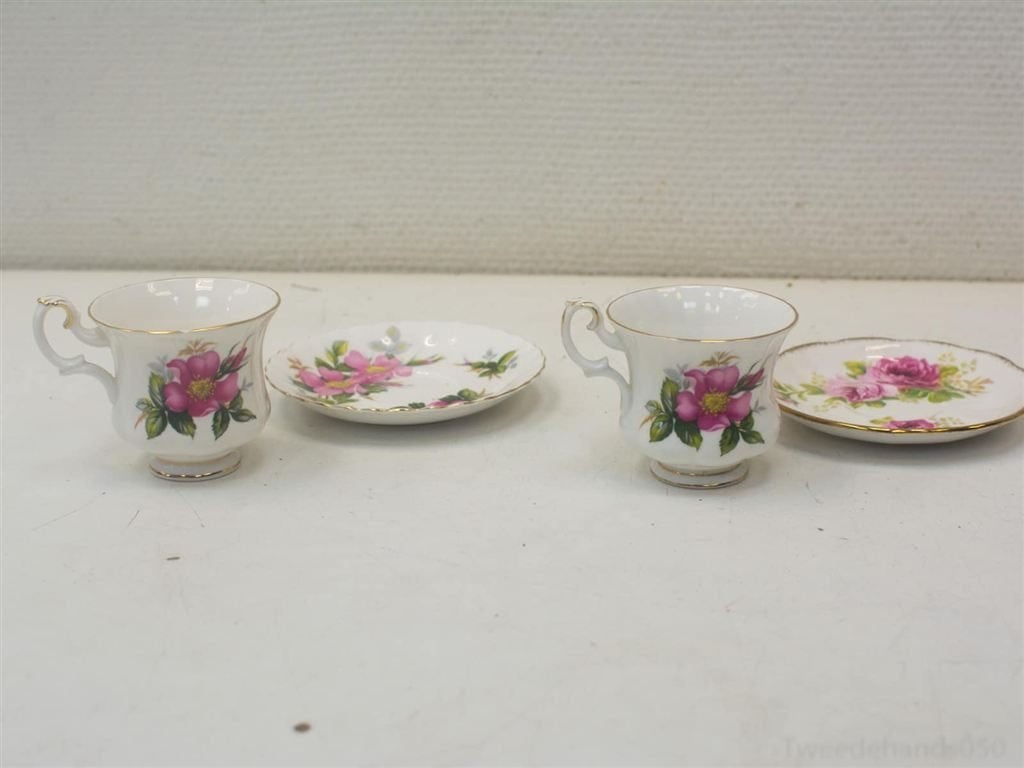 Servies, royal albert 91232, Gebruikt, Ophalen of Verzenden, Bord(en), Overige stijlen