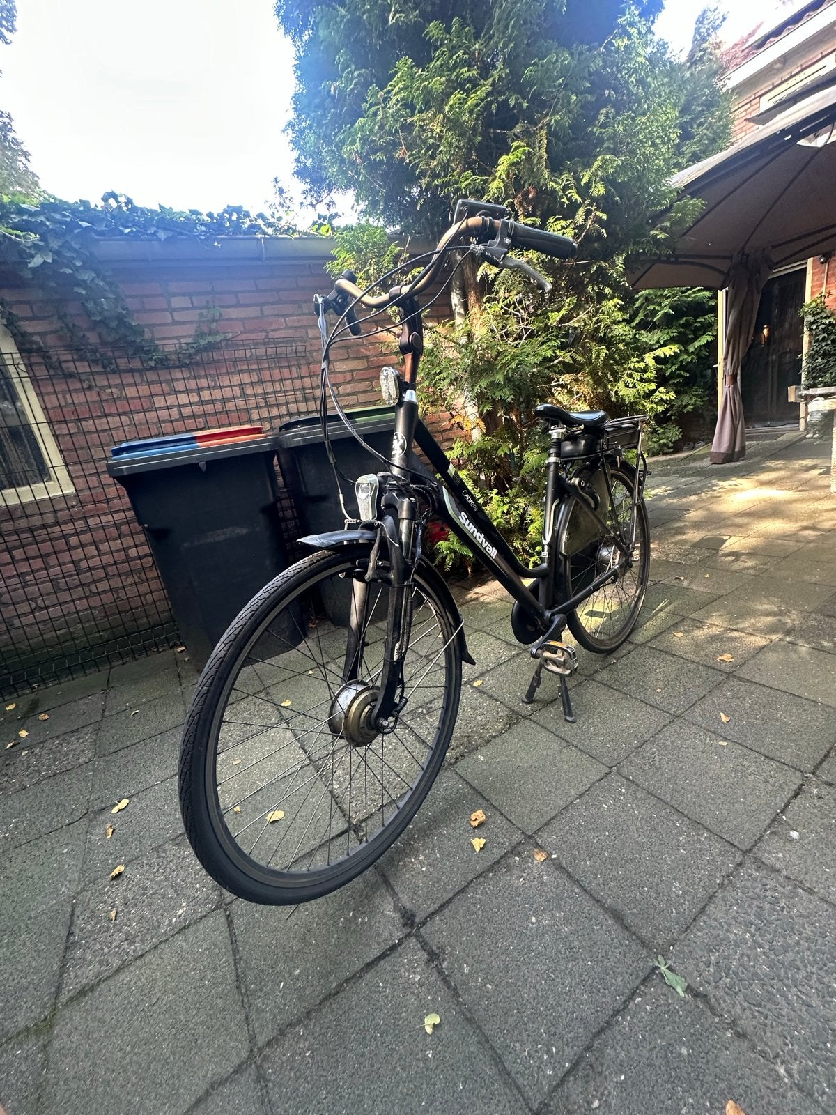 Sundvall elektrische damesfiets, Gebruikt, 51 tot 55 cm, 30 tot 50 km per accu, Ophalen
