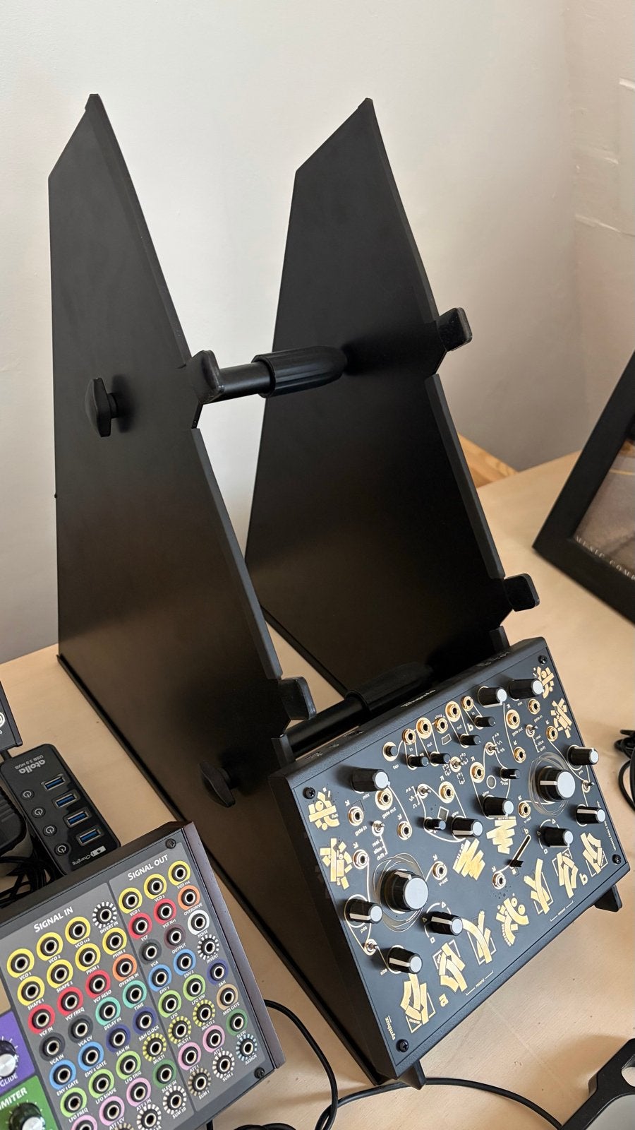 Innox Synth Stand - Modulaire Synthesizer Stand, Muziek en Instrumenten, Overige aantallen, Zo goed als nieuw, Met standaard, Ophalen
