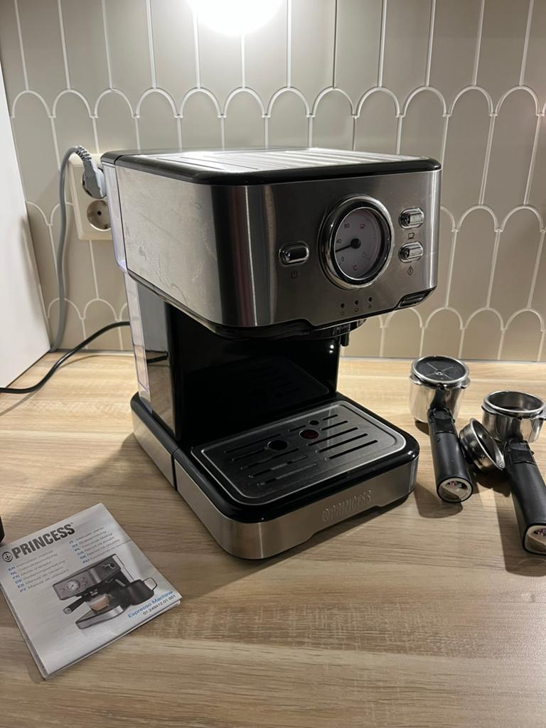 Princes piston koffie apparaat, Witgoed en Apparatuur, Koffiezetapparaten, Ophalen, Koffiebonen, Zo goed als nieuw, Afneembaar waterreservoir