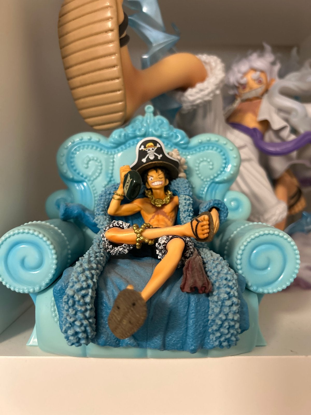 One Piece Monkey D. Luffy Figuur - Zittend op Troon, Verzenden, T, Zo goed als nieuw, Send@tucreate.graphics
