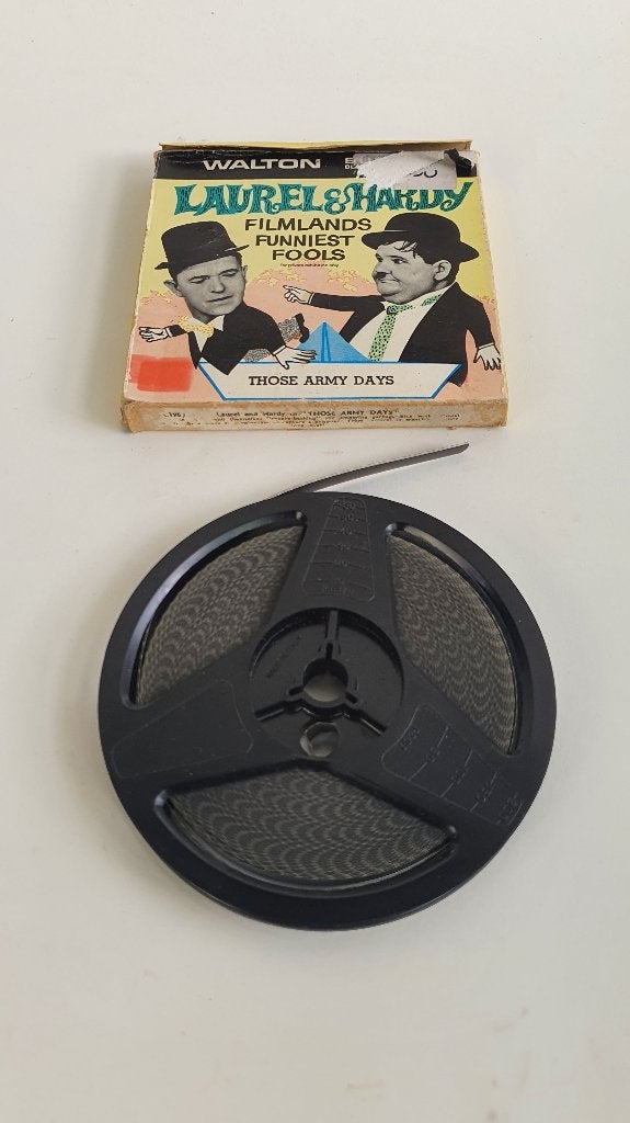 Walton Super8 videorol Laurel en Hardy. Prima staat. 8A13, Audio, Tv en Foto, Filmrollen, Tweedehands verkoop, Tweedehands verkoop