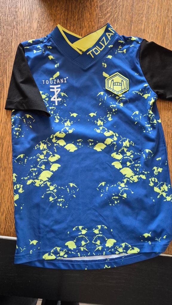 Touzani shirt maat 134/140, Gebruikt, Jongen of Meisje, Ophalen of Verzenden, Shirt of Longsleeve