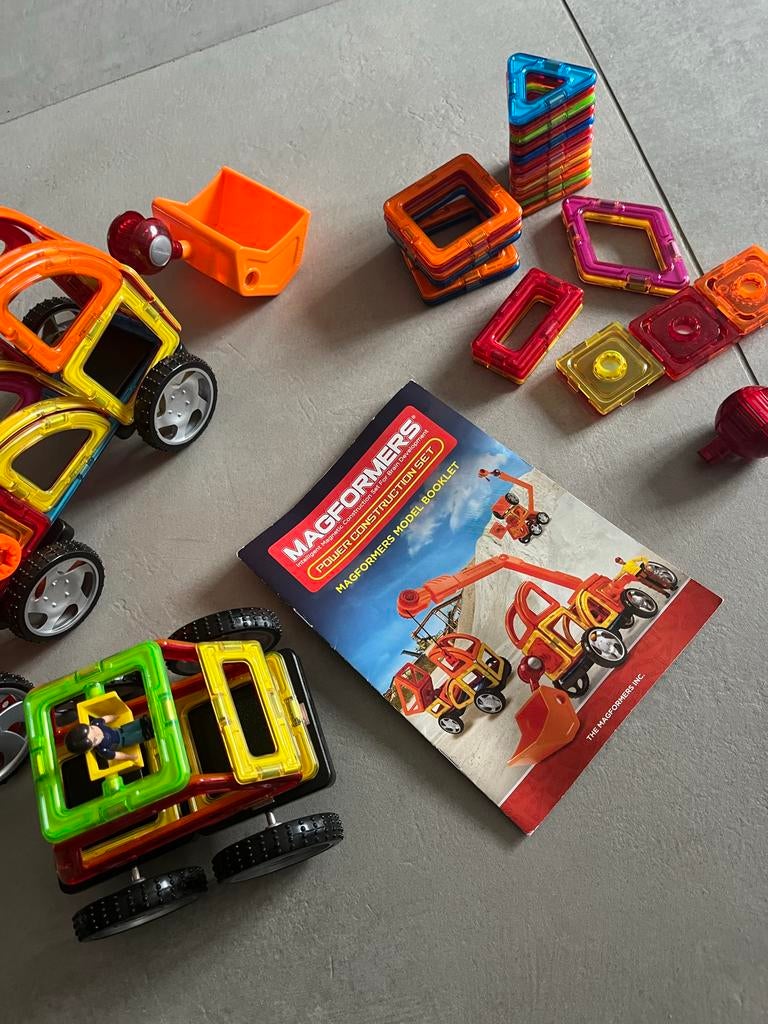 Magformers Power Construction Set - Magnetisch Speelgoed, Kinderen en Baby's, Speelgoed | Bouwstenen, Ophalen of Verzenden, Zo goed als nieuw