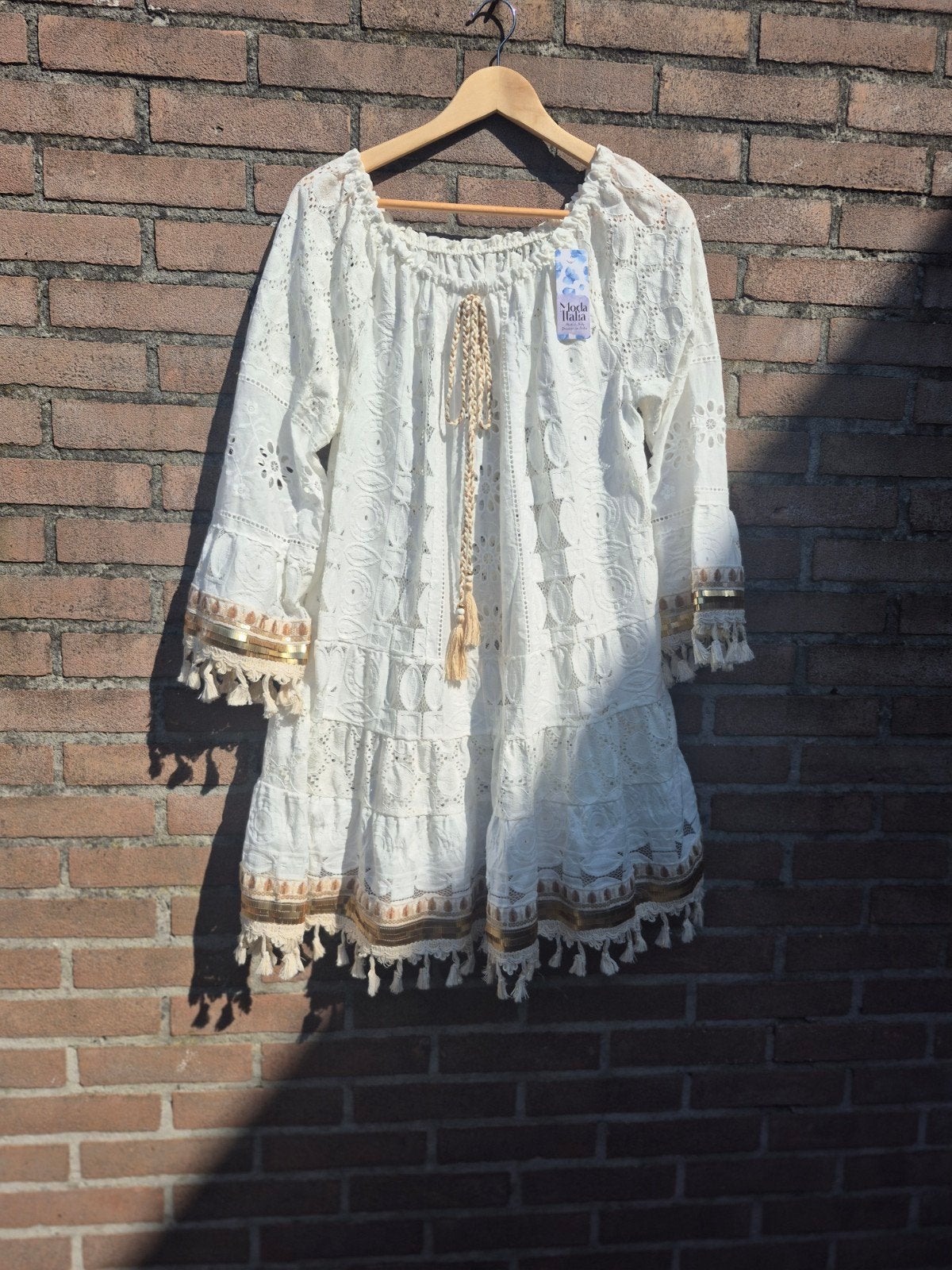 Nieuw Ibiza Jurkje - Wit met Gouden Details, Kleding | Dames, Jurken, Nada Italia, Wit, Maat 42/44 (L), Nieuw