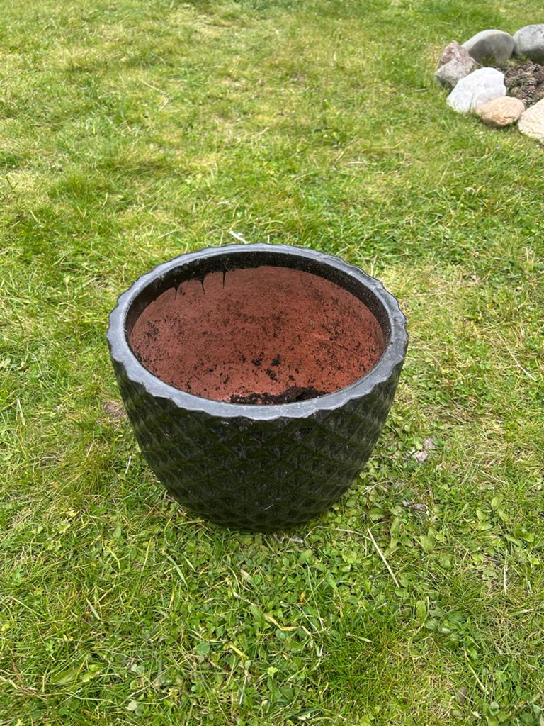 Zwarte geglazuurde buitenpot met gat, Tuin en Terras, Rond, Zo goed als nieuw, Minder dan 40 cm, Tuin