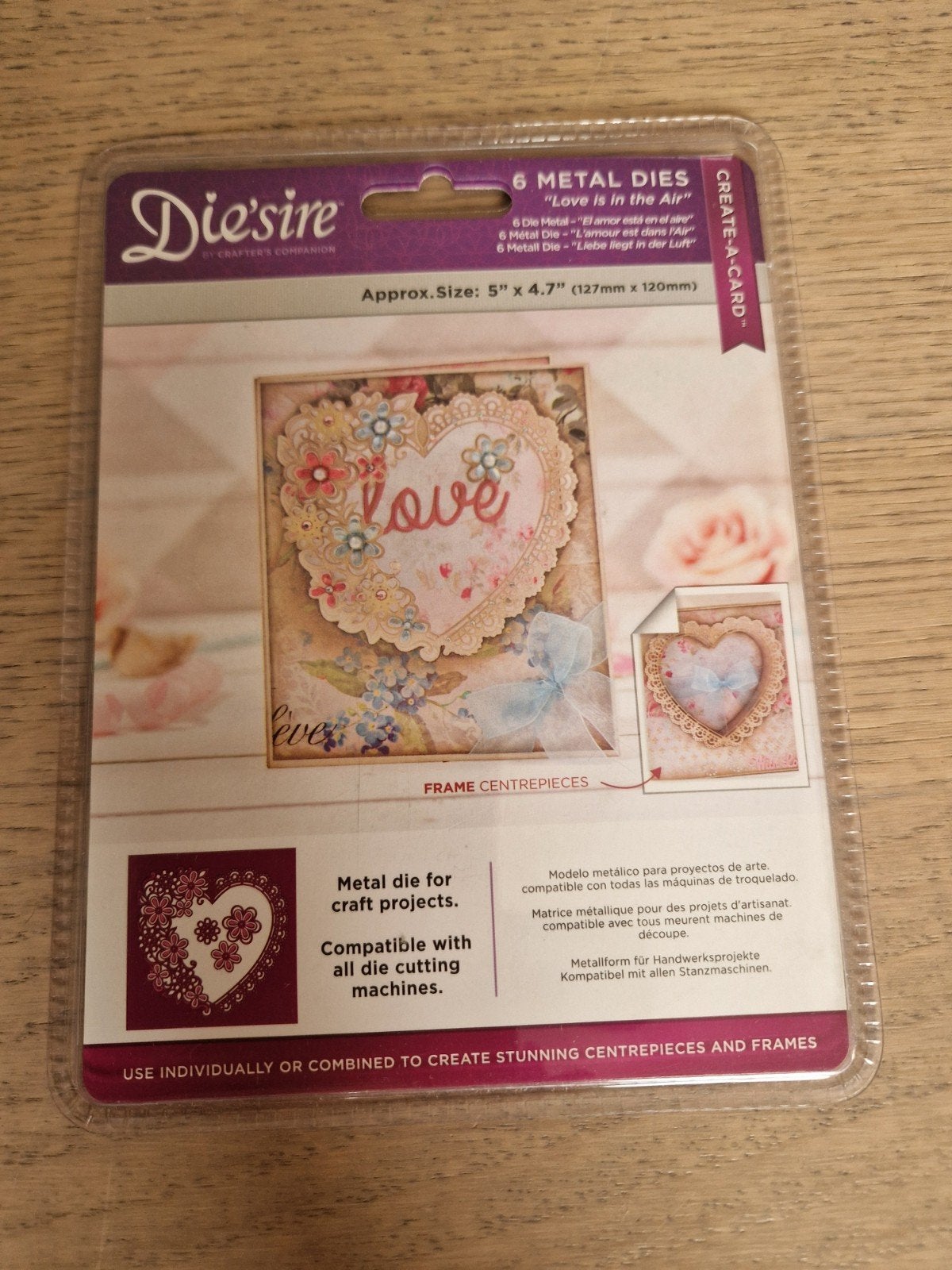 Die'sire Create-A-Card "Love is in the Air" metalen stansen, Ophalen of Verzenden, Nieuw
