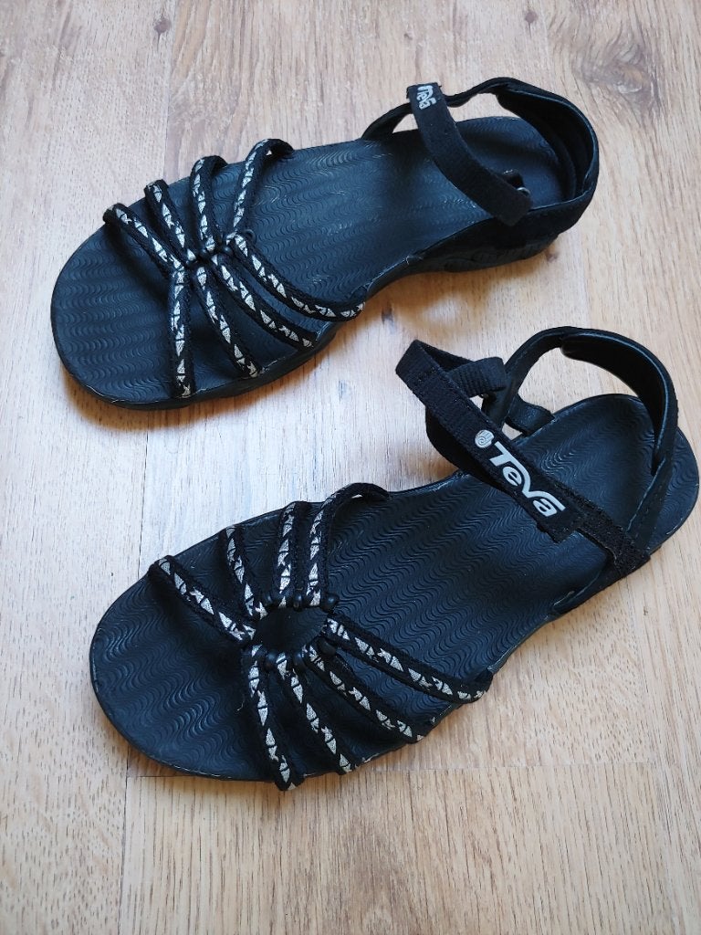 Teva sandalen Dames maat 37, Zwart, Zo goed als nieuw, Teva, Sandalen of Muiltjes