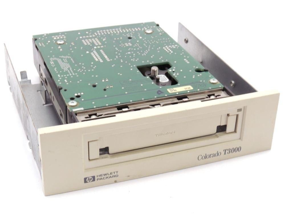 HP Colorado T3000 - 5.25 inch - 34-Pin (Internal Tape Drive), Ophalen of Verzenden, Gebruikt, Intern, Windows