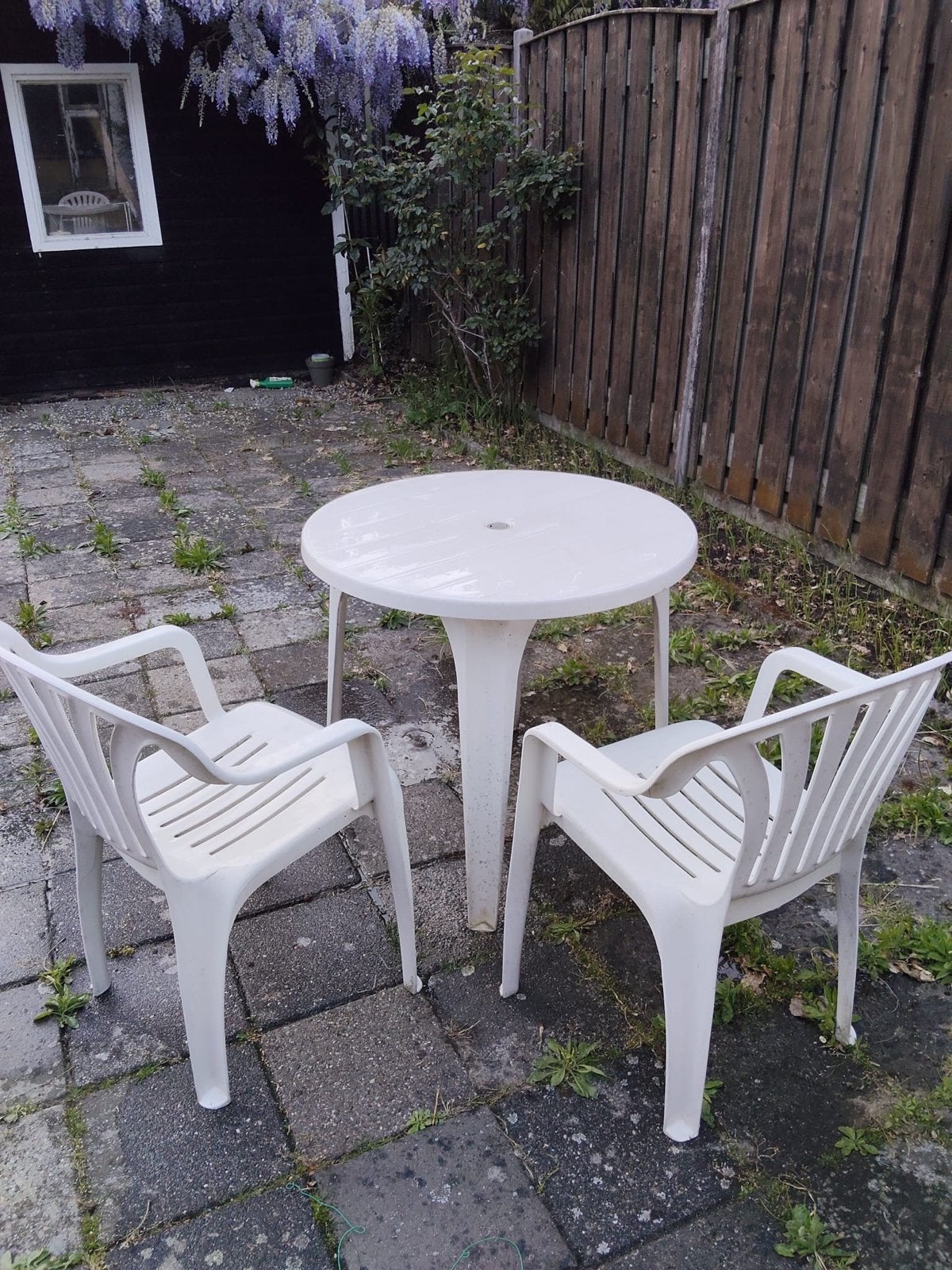 Witte kunststof tuinset, Ophalen, 4 zitplaatsen, Kunststof, Gebruikt