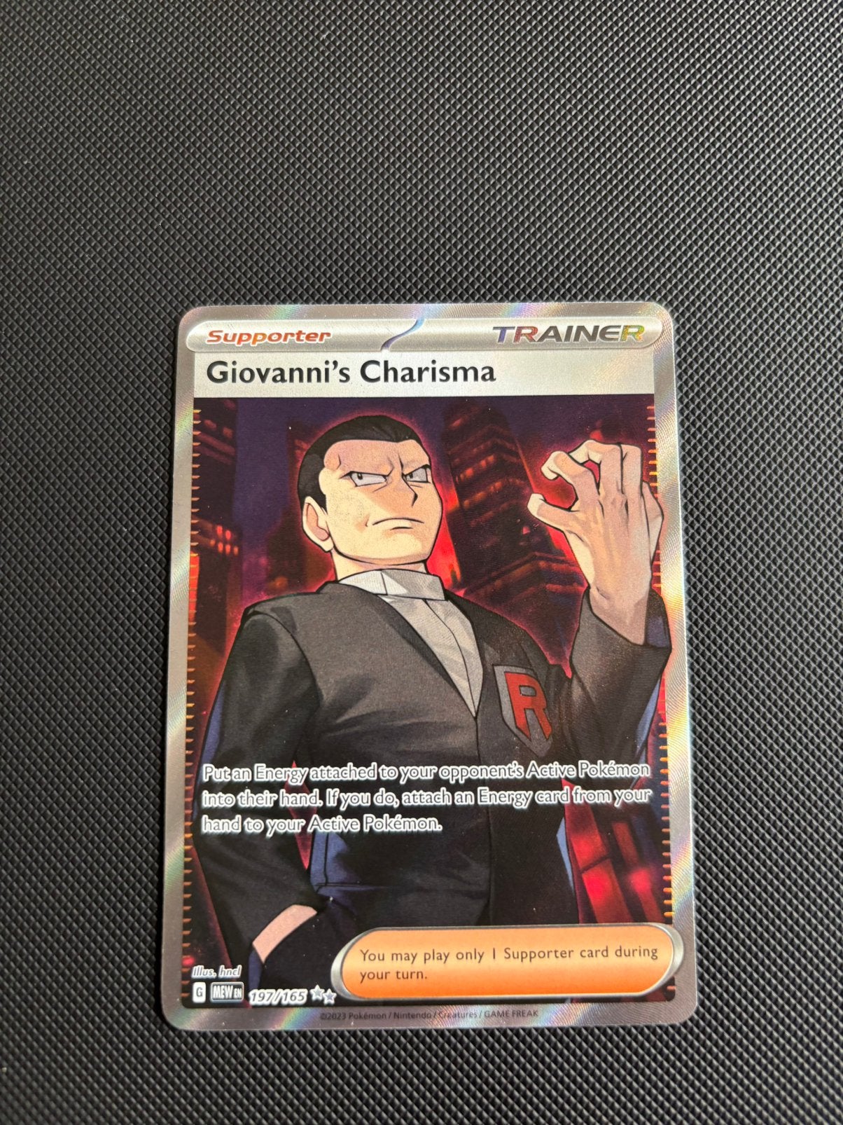 Giovanni’s charisma -197/165, Ophalen of Verzenden, Zo goed als nieuw
