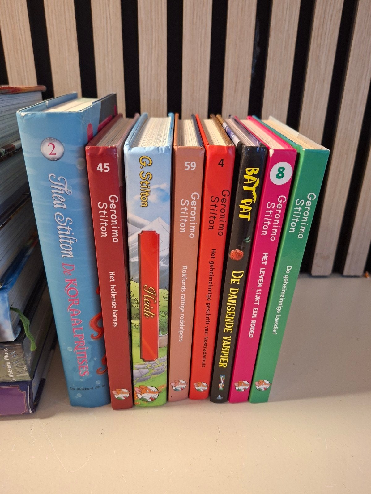 Fantasia en Geronimo Stilton boeken, Ophalen of Verzenden, Zo goed als nieuw, Fictie algemeen