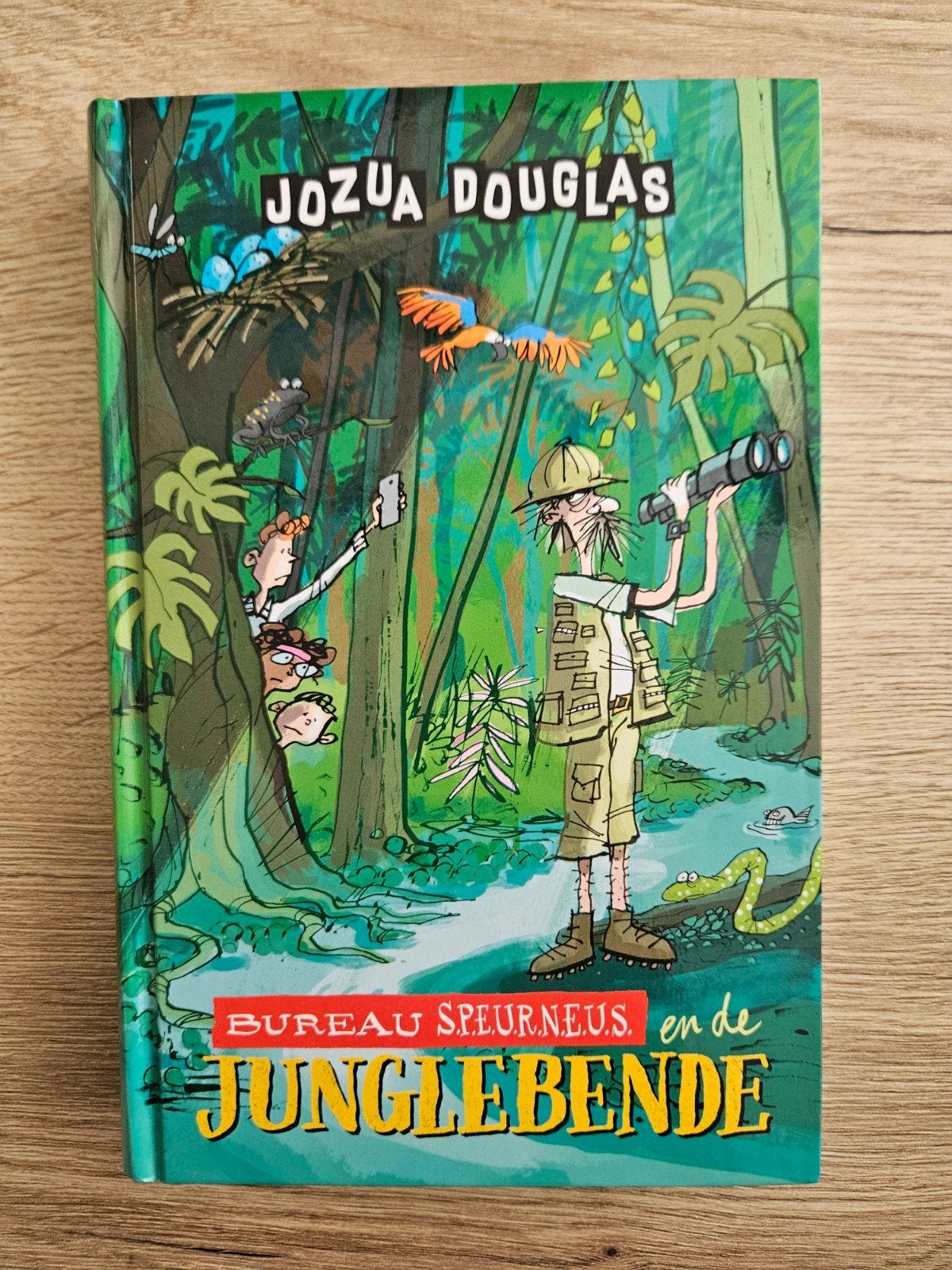 Jozua Douglas - Bureau Speurneus en de junglebende, Jozua Douglas, Ophalen of Verzenden, Zo goed als nieuw, Fictie