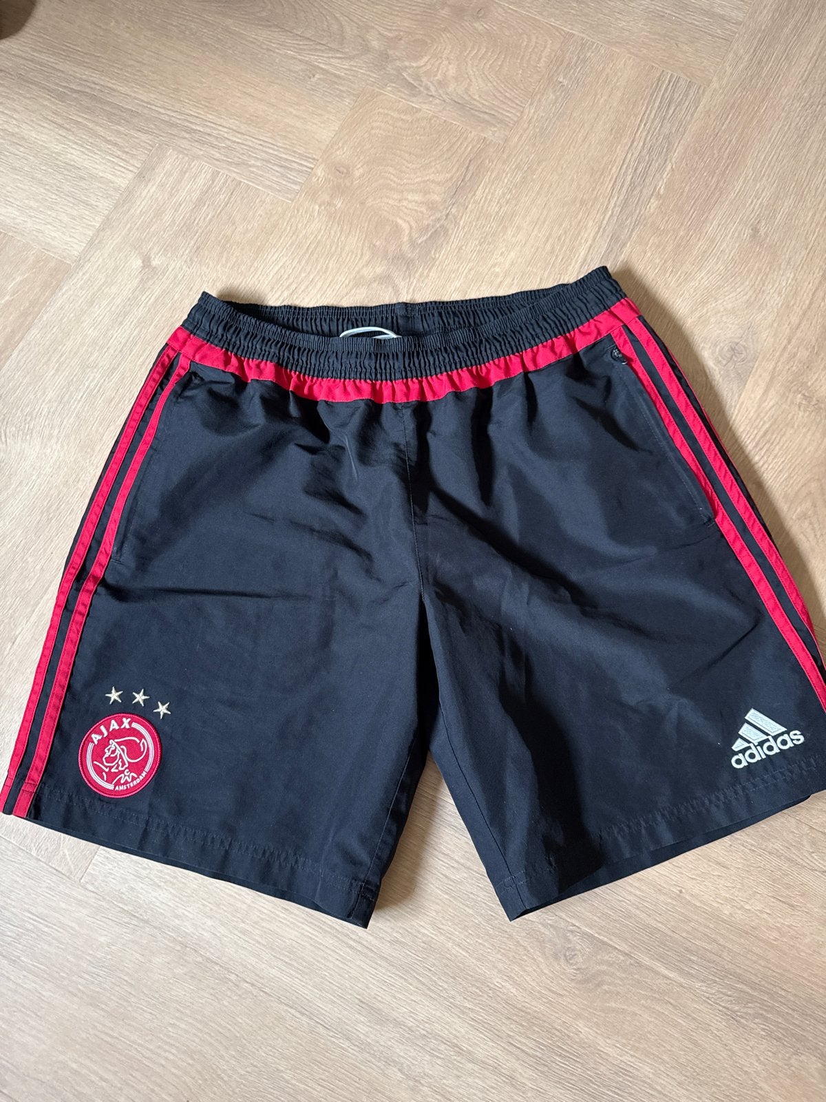 Adidas Ajax voetbalbroekje - Origineel maat L, Maat L, Ophalen of Verzenden, Zo goed als nieuw, Broek