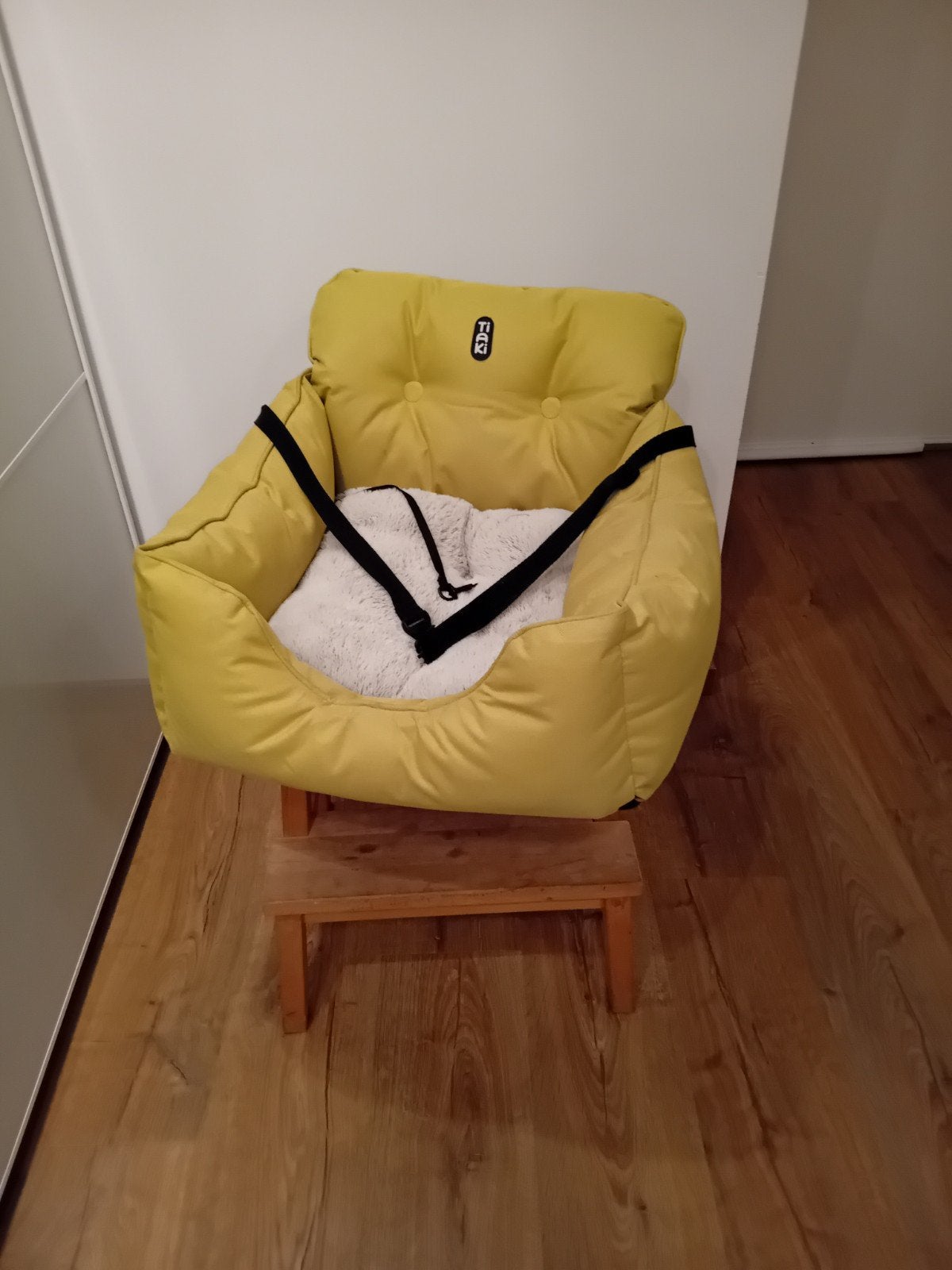 Kleur: Groen Merk: Tiaki  H 35 x B 60 x D50, Ophalen