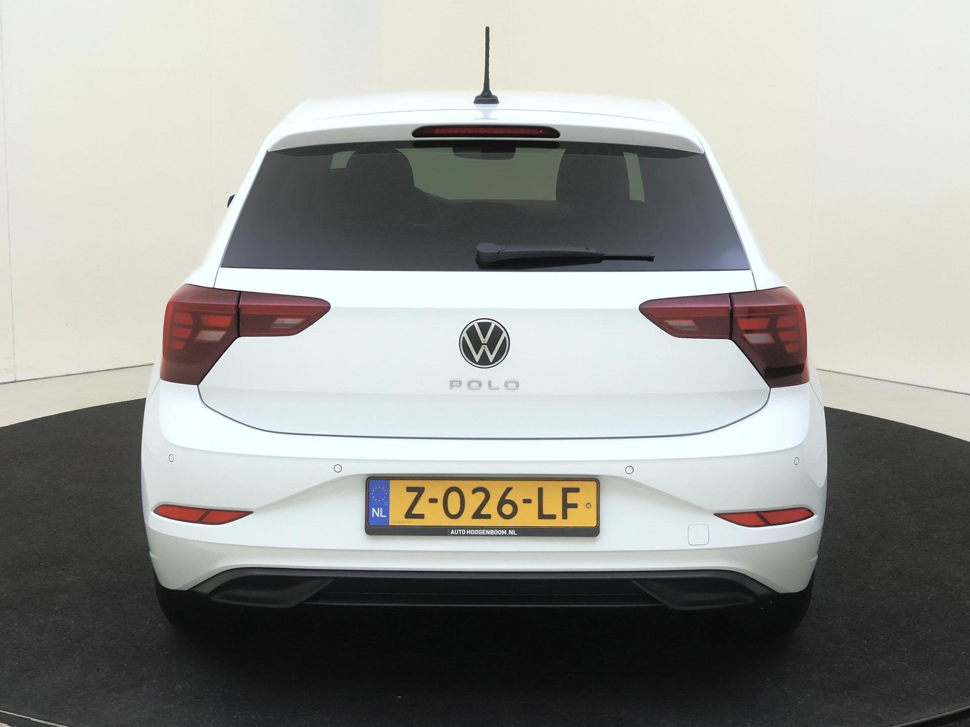 Foto 4 van Volkswagen Polo 1.0 TSI Life | Achteruitrijcamera | Adaptiev