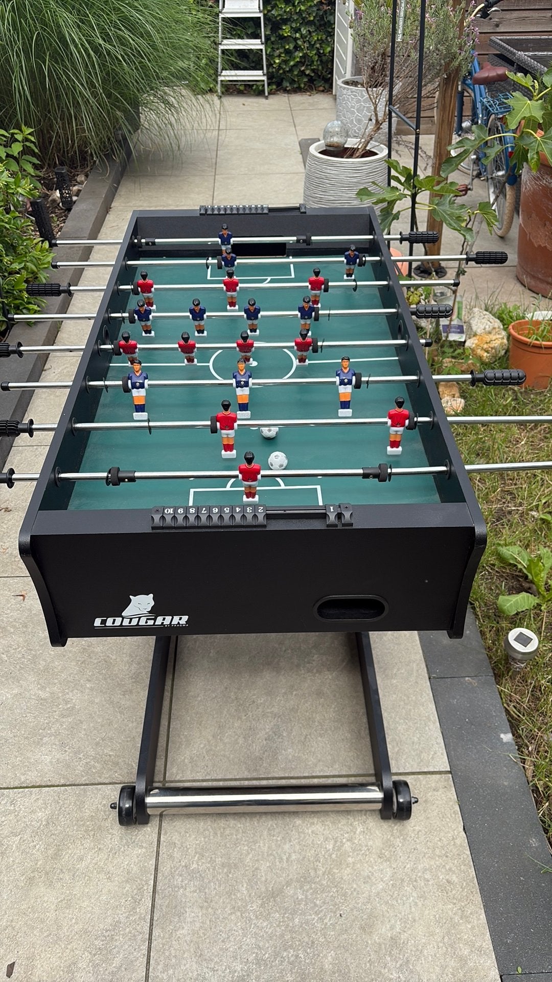 Voetbaltafel, Ophalen, Zo goed als nieuw