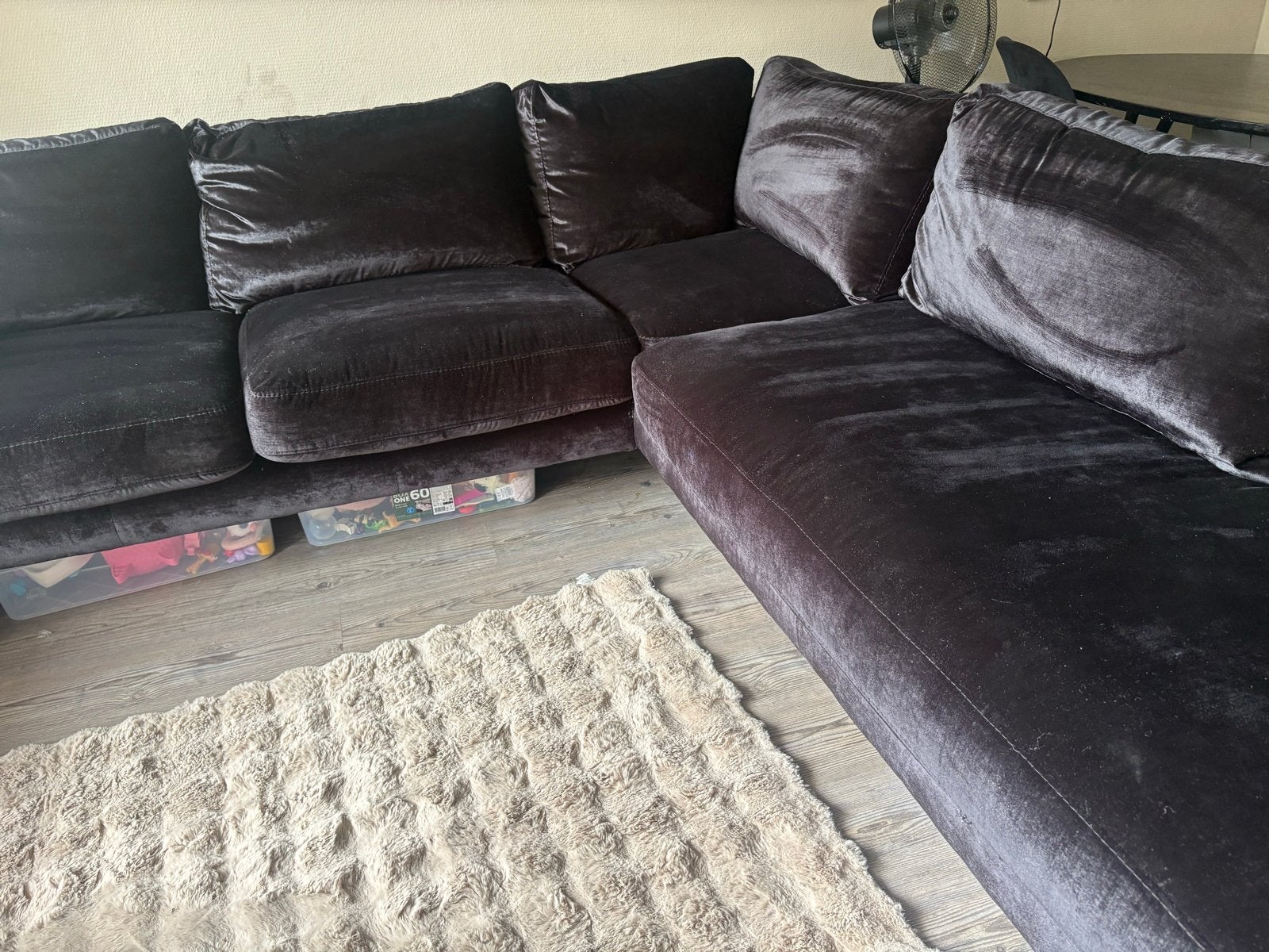Zwarte velvet hoekbank, Huis en Inrichting, Banken | Bankstellen, Ophalen, Gebruikt, Hoekbank, 300 cm of meer
