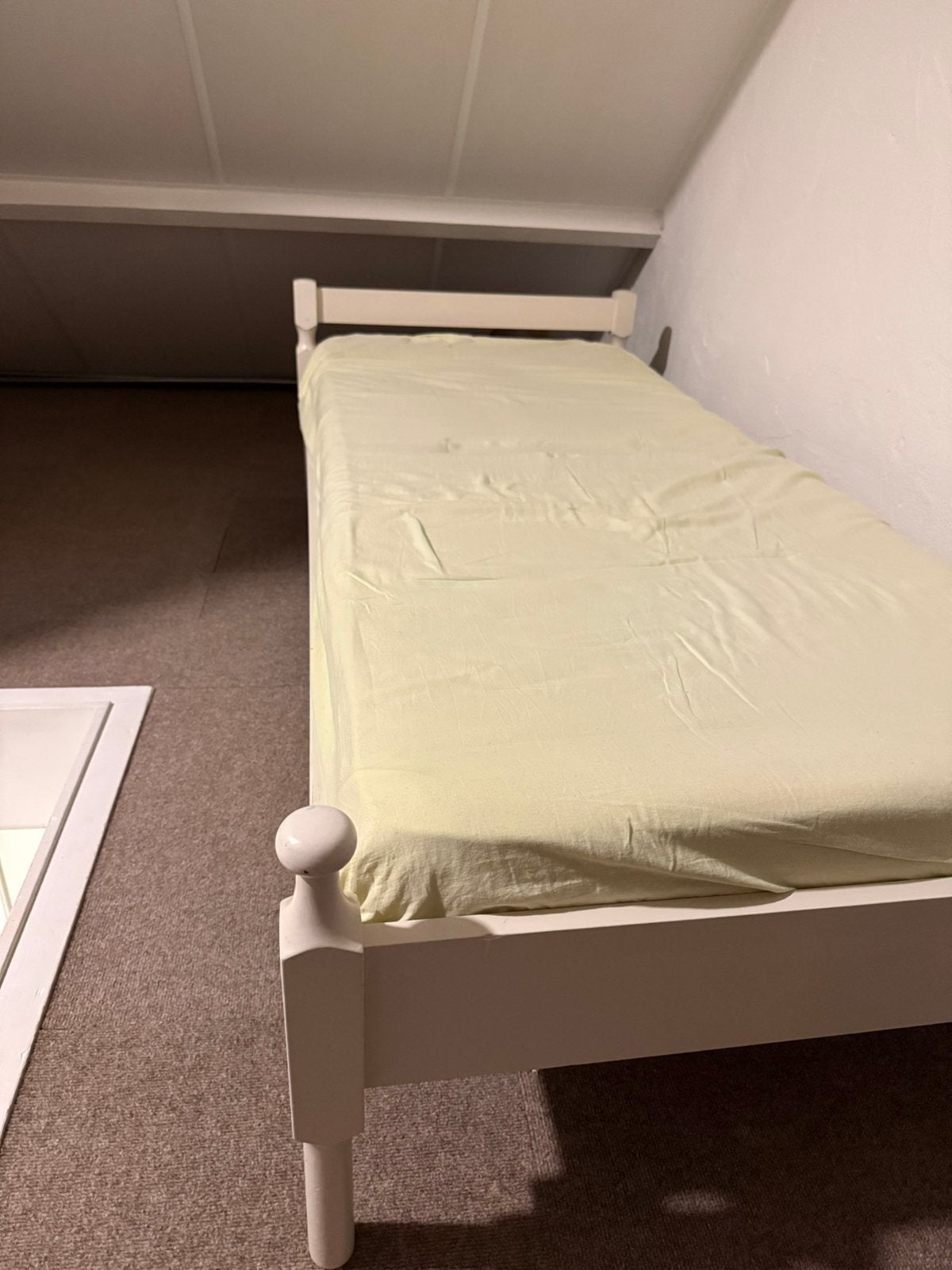 Kinderbed 190cmX 80 cm, Ophalen, Gebruikt, Eenpersoons, Wit