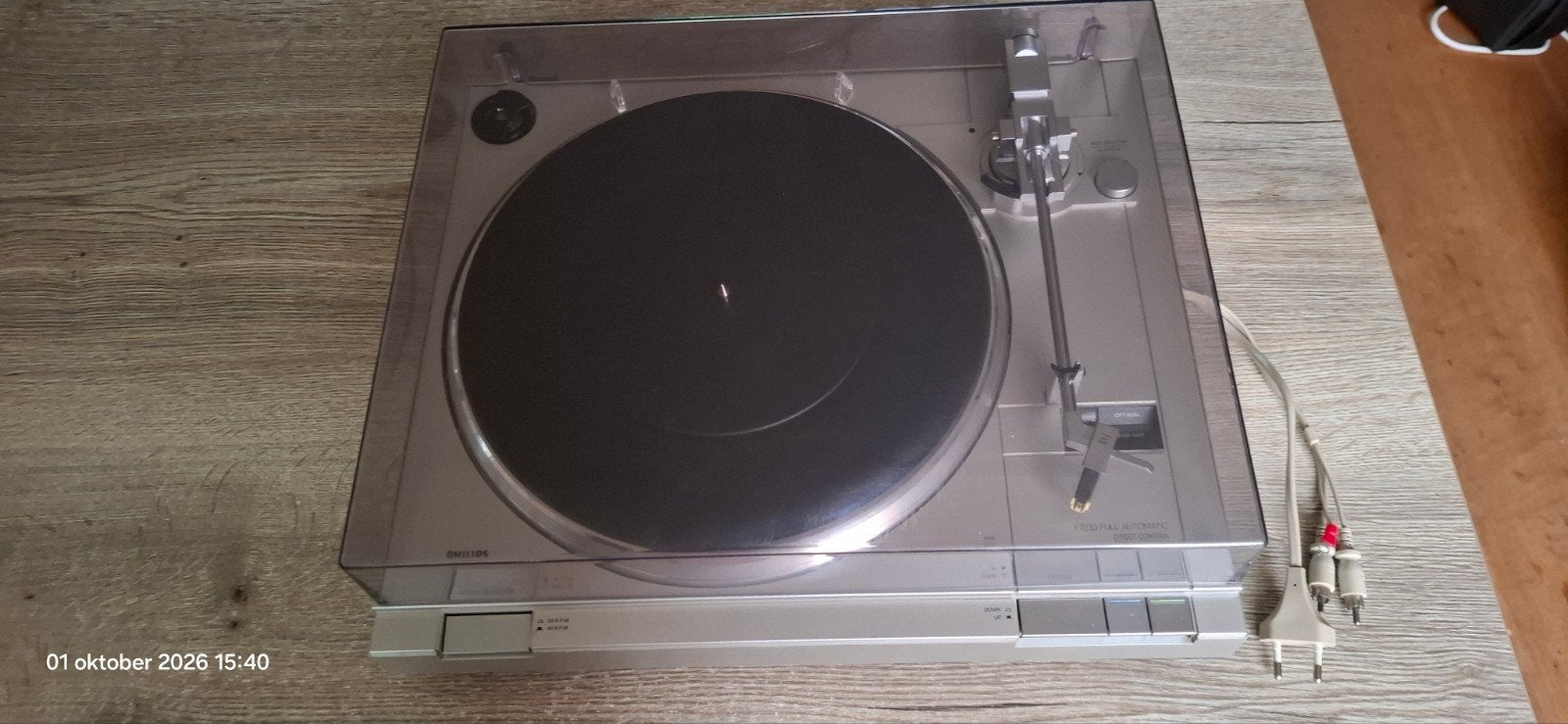 Philips platenspeler F7233 met nieuwe naald, Philips, Ophalen of Verzenden, Platenspeler, Gebruikt
