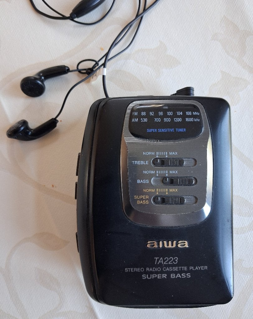 Aiwa  walknan type TA223, Audio, Tv en Foto, Ophalen of Verzenden, Walkman