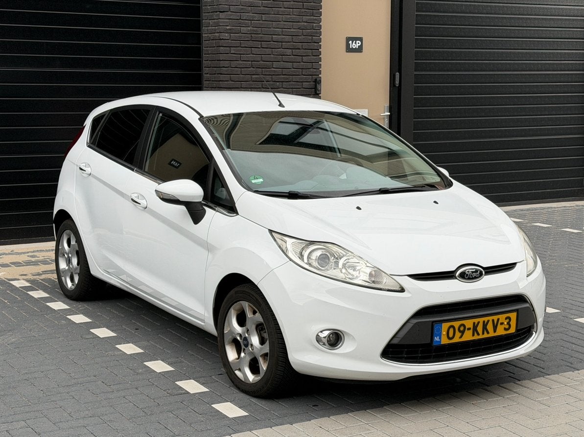 Ford Fiesta 1.25 2008 Wit 261dz km Vol in Opties!, Particulier, Te koop