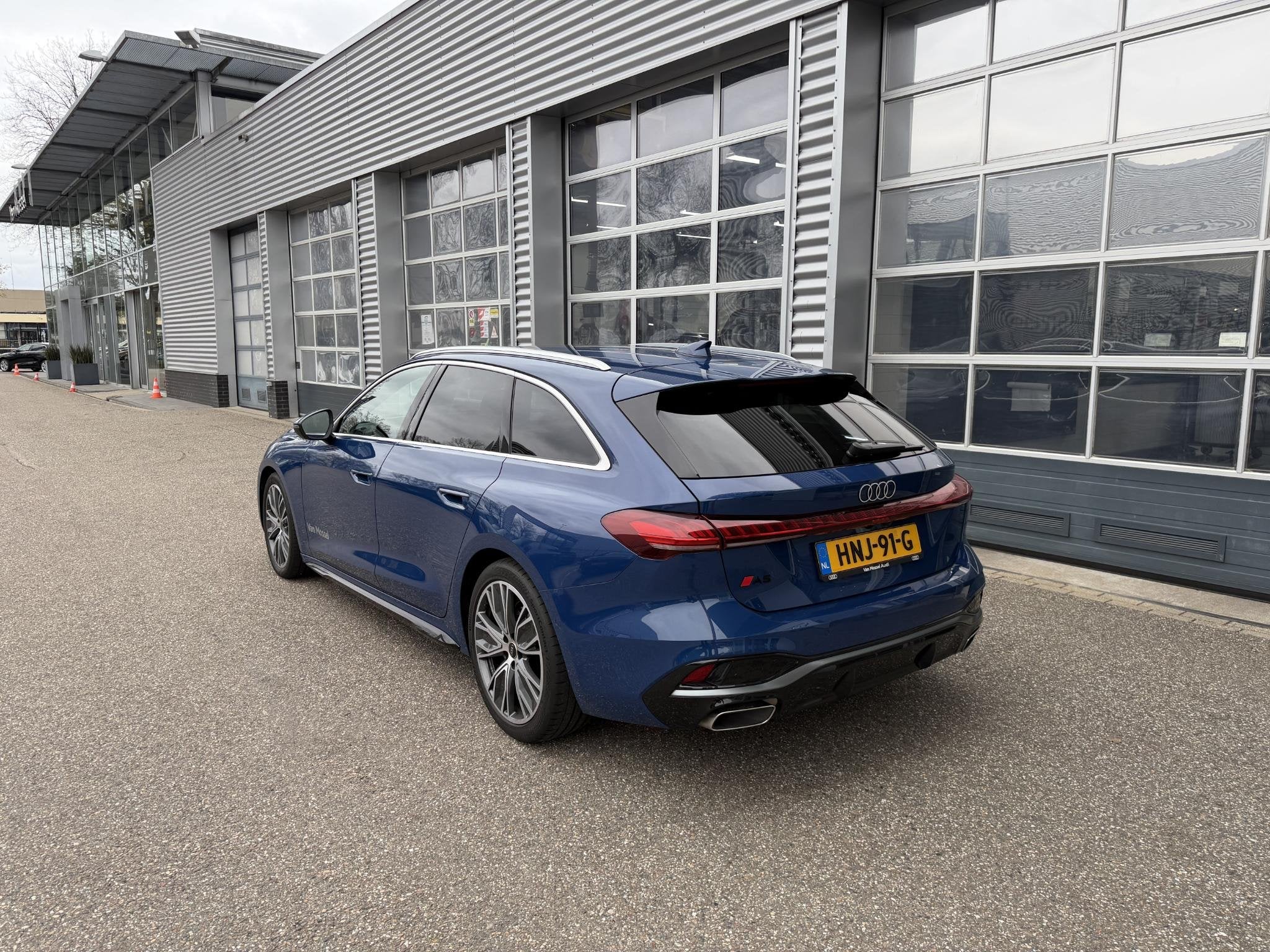 Audi A5 Avant 2.0 TFSI S edition 204 PK | Demo | Adaptive cr, Auto's, 12 maanden, 15 km/l, 4 cilinders, Blauw