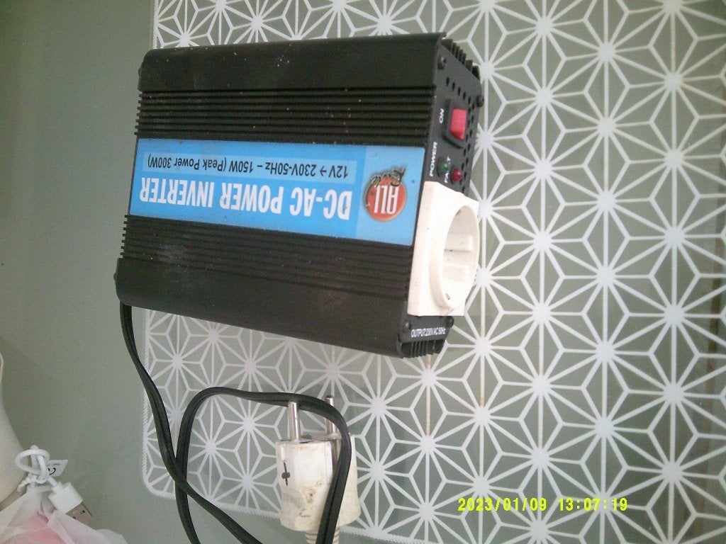 dc-ac power inverter omvormer, Ophalen of Verzenden, Zo goed als nieuw