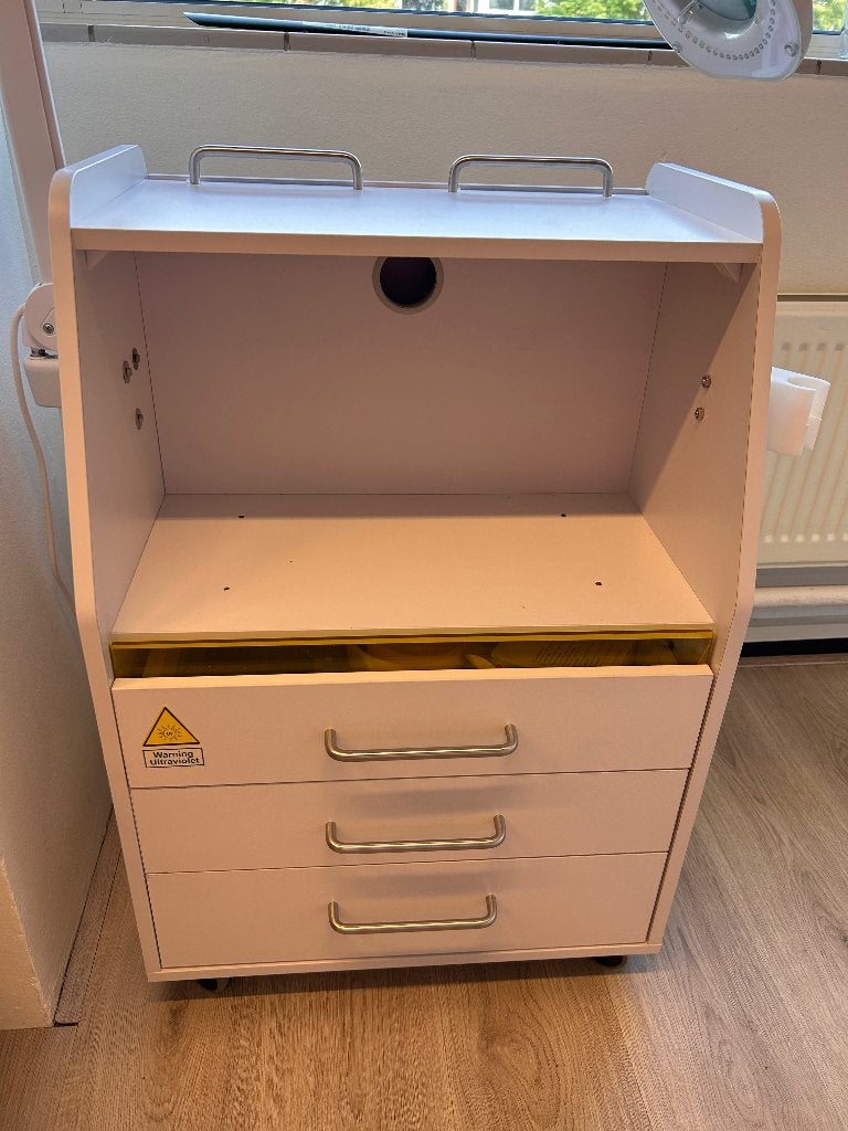 Kast pedicure, Ophalen, Gebruikt, 50 tot 100 cm, Minder dan 100 cm