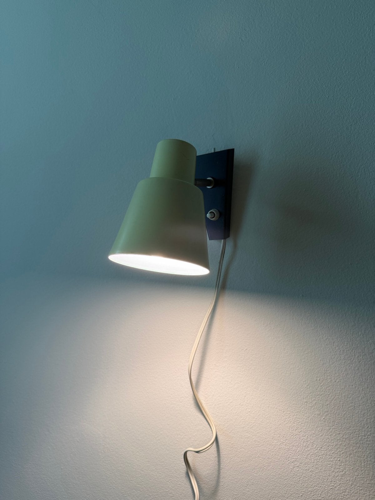 Hala Zeist wandlamp jaren 60 - Vintage design, Gebruikt, Metaal, Wandlamp, Geel