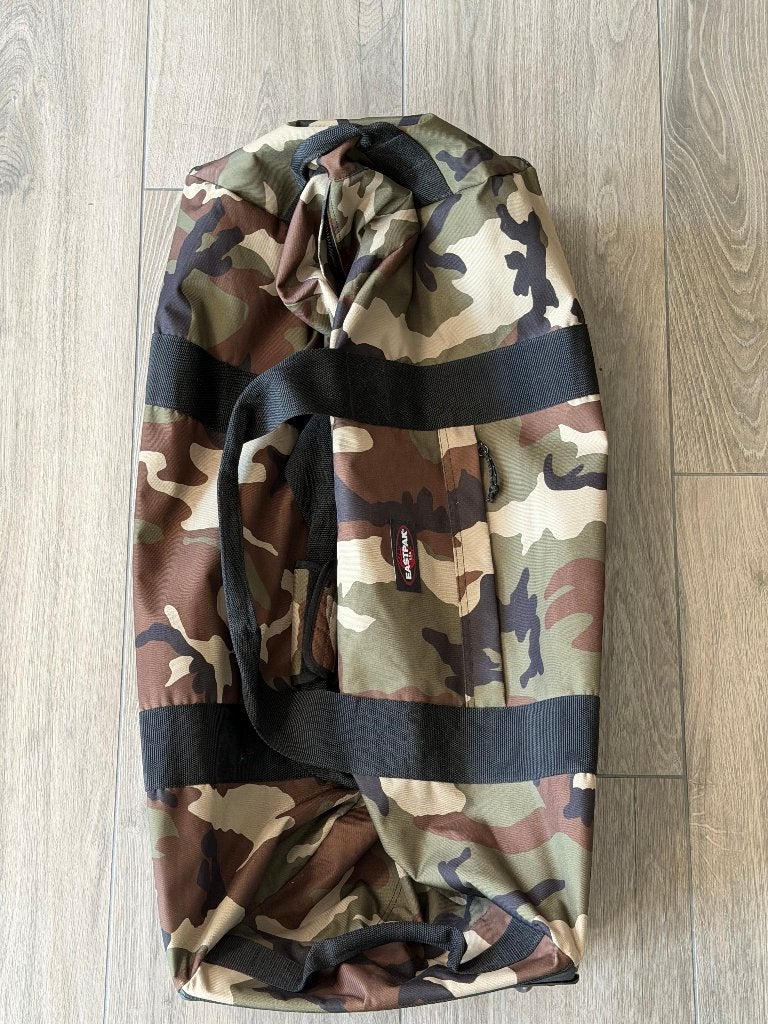 Eastpak extra grote reistas met wielen Container 85+, Sieraden, Tassen en Uiterlijk, Ophalen, Uitschuifbare handgreep, 30 cm of meer