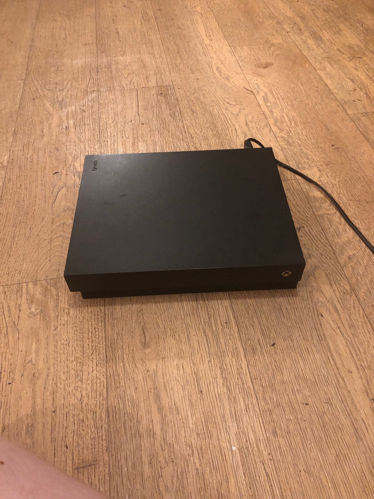 Xbox One X met transparante controller, 1 speler, Ophalen of Verzenden, Gebruikt, Vanaf 3 jaar
