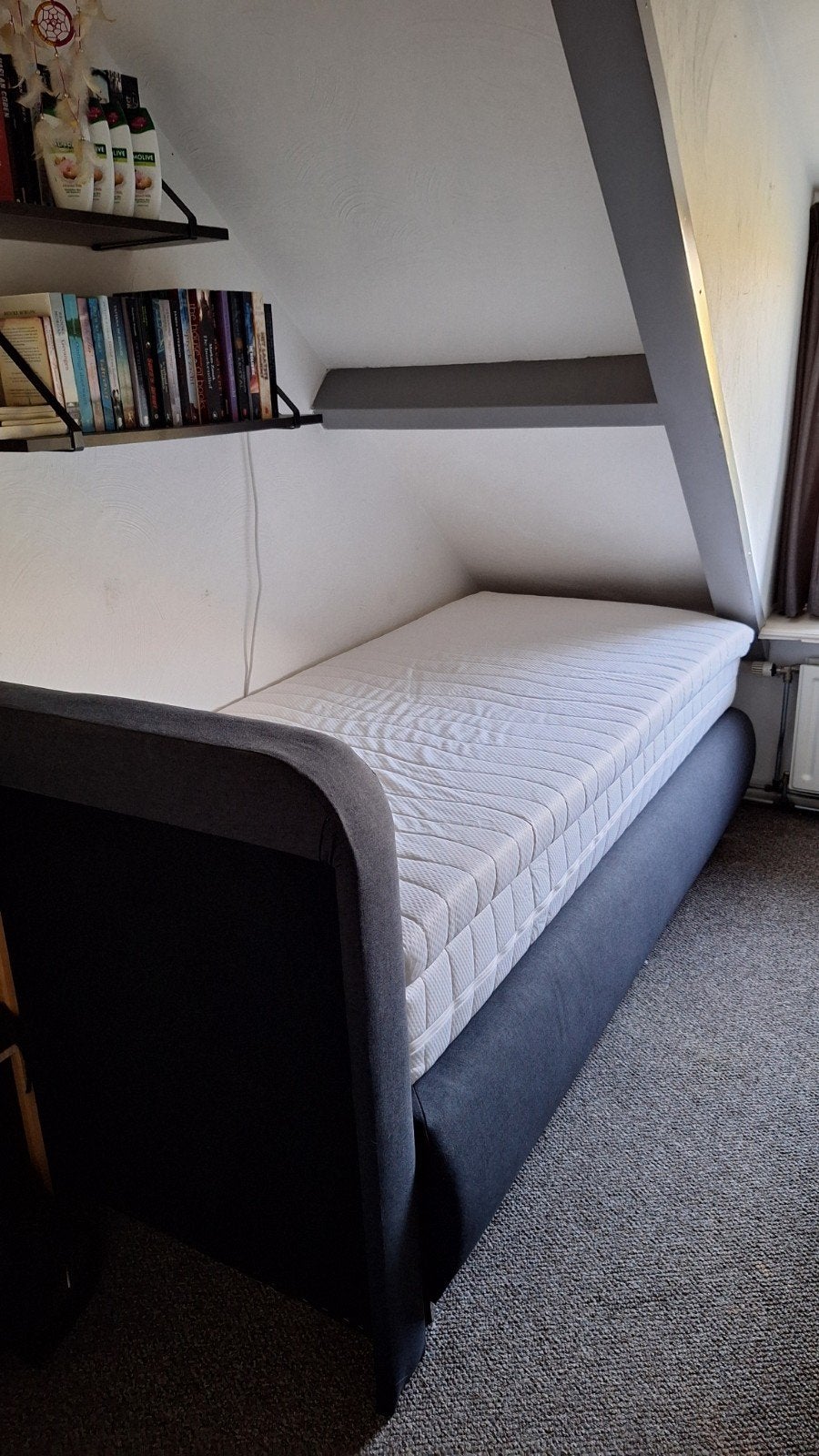 Boxspring eenpersoons compleet, Ophalen, 90 cm, Eenpersoons, Zo goed als nieuw