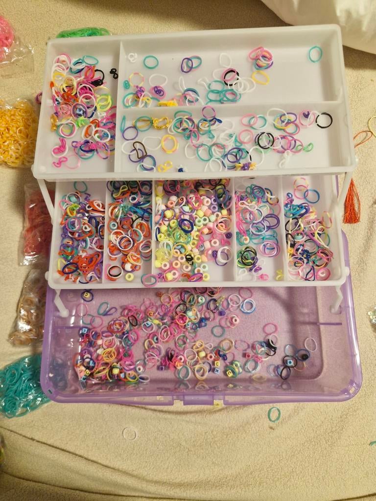 Grote set Loom Bands met opbergdoos en accessoires, Ophalen, Zo goed als nieuw