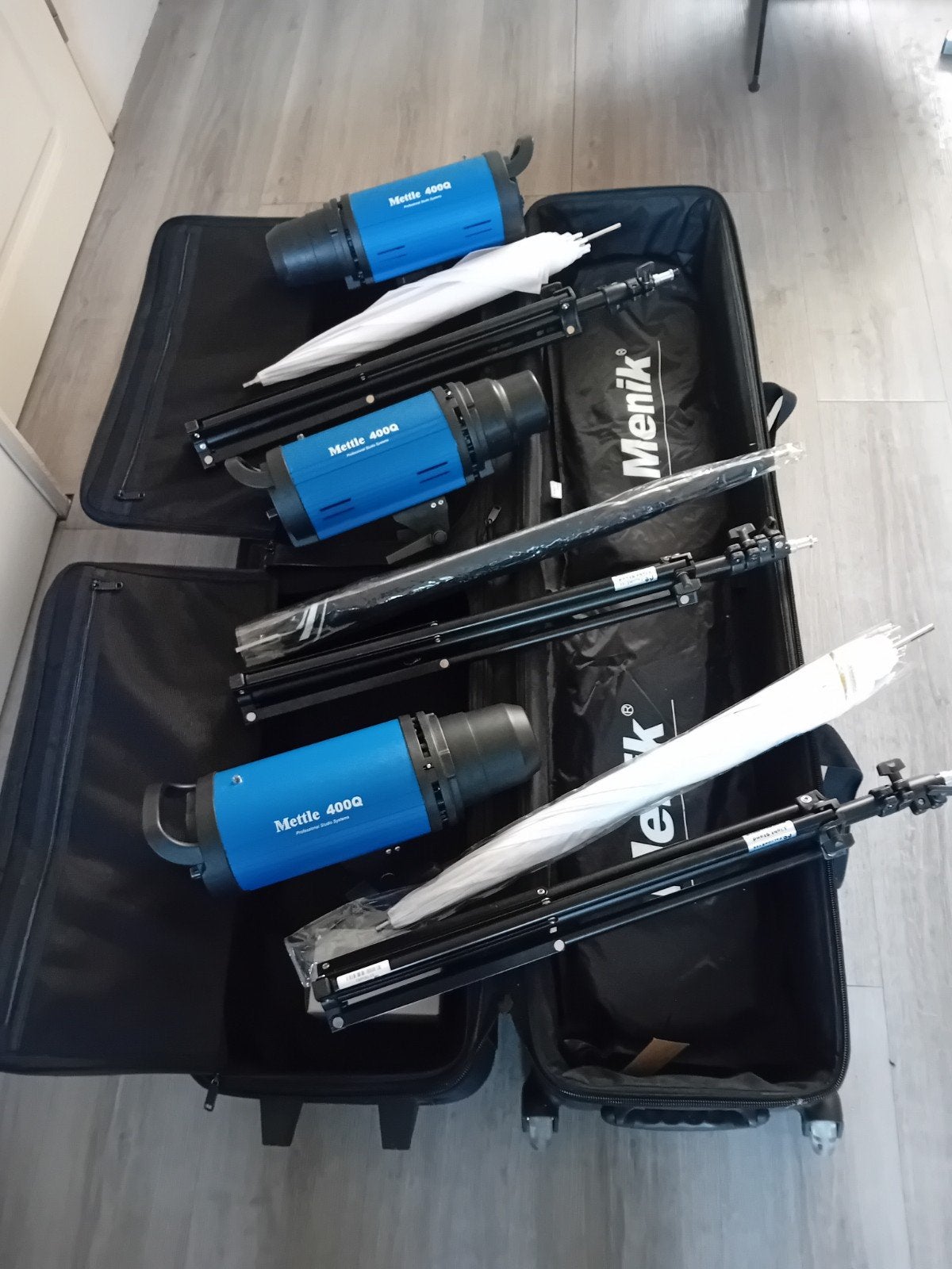 Fotostudio flitsset, 3 koppen 400w set zeer compleet., Ophalen, Complete fotostudio, Zo goed als nieuw, Overige merken