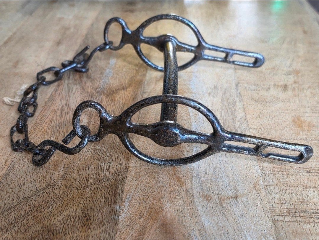Antiek Handgesmeed Paardenbit met Kinketting - Wanddecoratie, Ophalen of Verzenden
