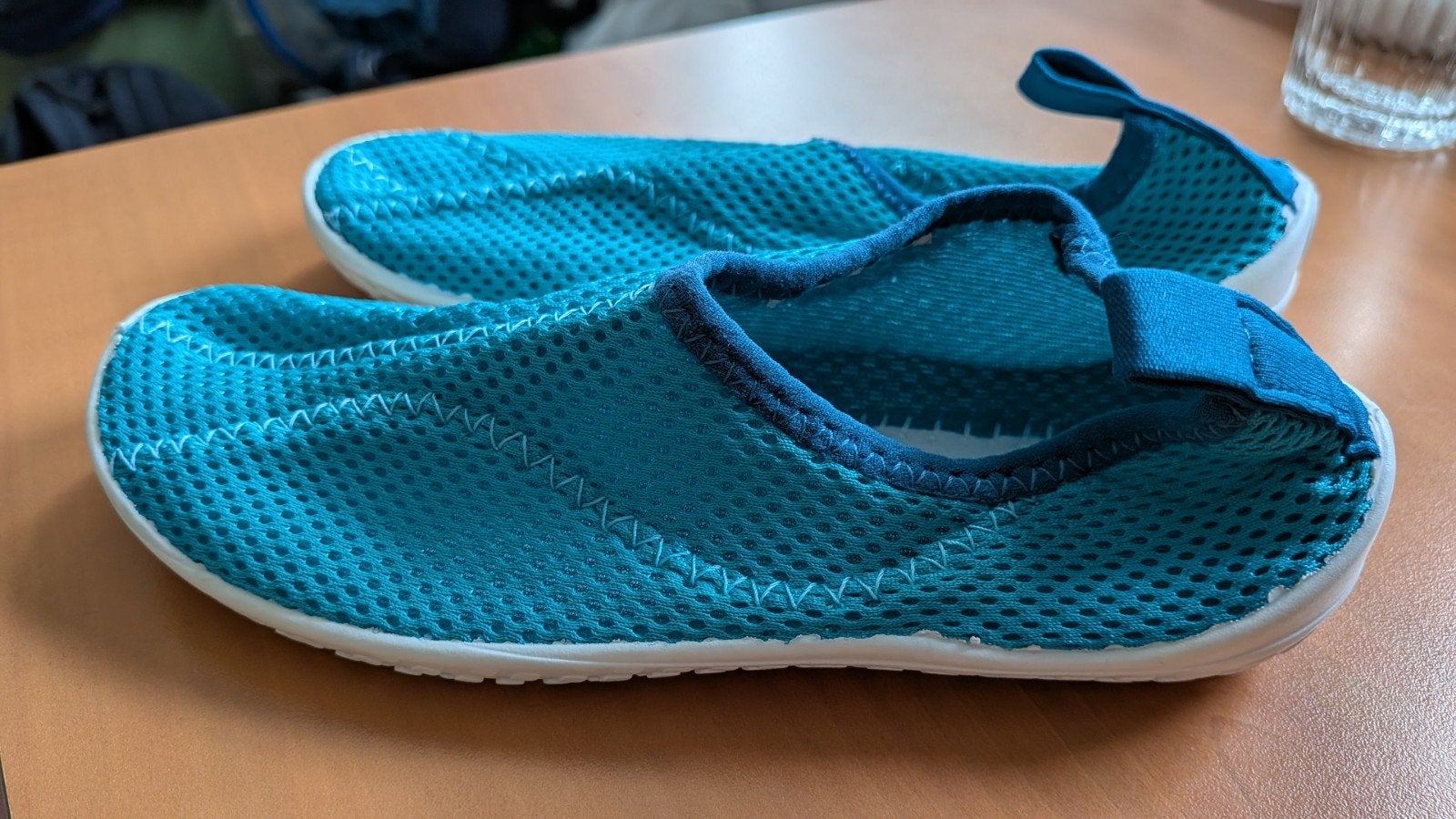 Decathlon Waterschoenen Turquoise Maat 31, Watersport en Boten, Ophalen, Kind, Zeil- of Surfschoenen, Zo goed als nieuw
