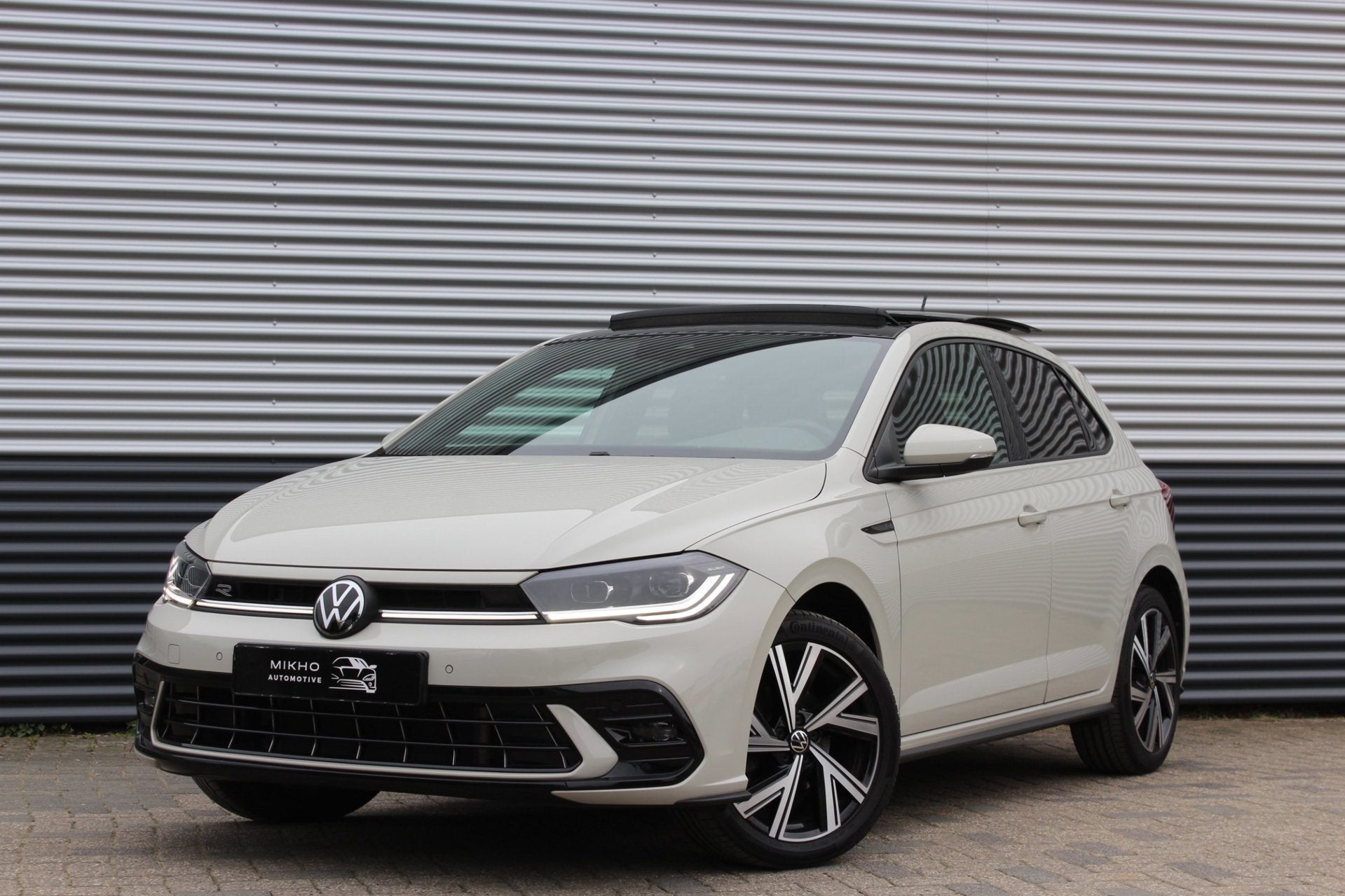 Volkswagen Polo 1.0 TSI 2x R-Line | Panoramadak | Beats by D, Auto's, Zwart, Overige kleuren, Origineel Nederlands, Bedrijf