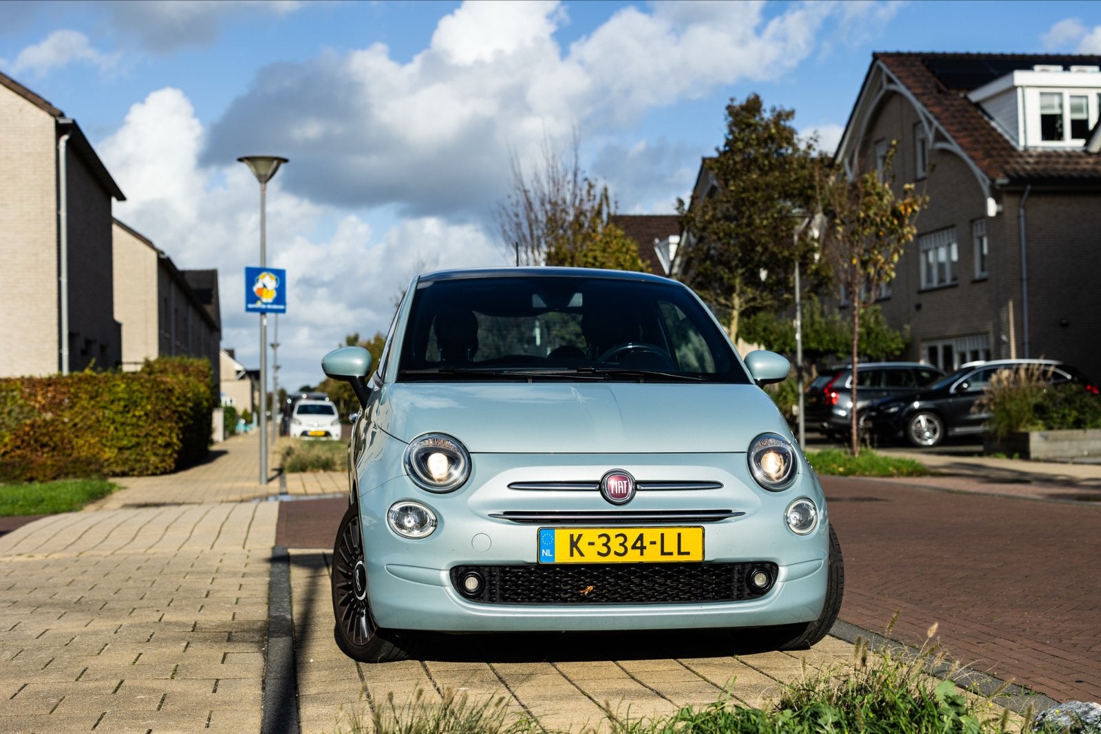 Fiat 500 1.0 Hybrid | 2021 | Panoramadak | Carplay, Voorwielaandrijving, Dealer onderhouden, 40 €/maand, Zwart