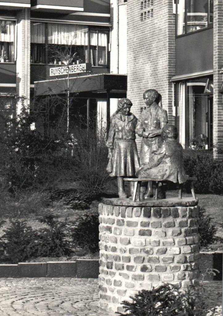 Gemert Bejaardehuis 'Ruyschenbergh'. 1975, Ophalen, 1960 tot 1980, Gelopen, Noord-Brabant